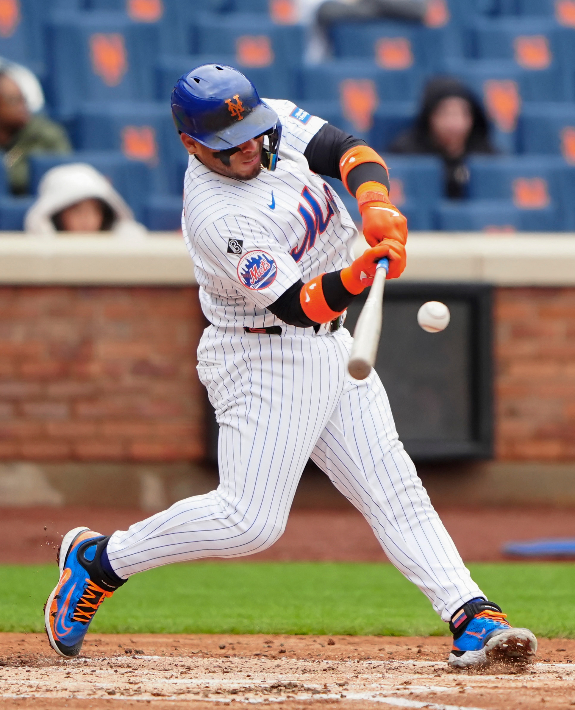 Gio Urshela Delivers Big Hit As Tigers Beat Mets In Game 1 Of DH | Reuters