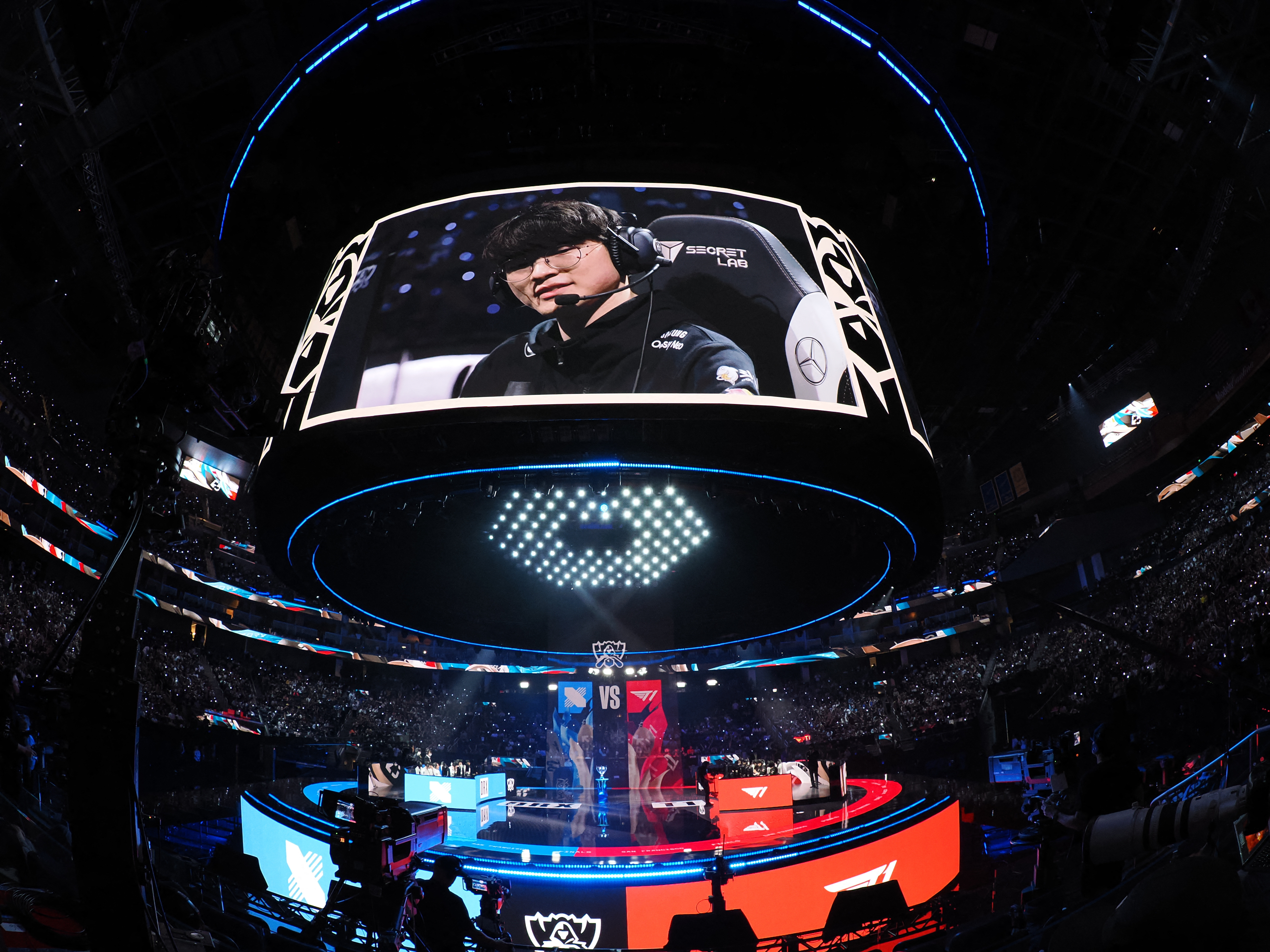League of Legends Worlds: Can 'Golden Left Hand' top 'Faker' to