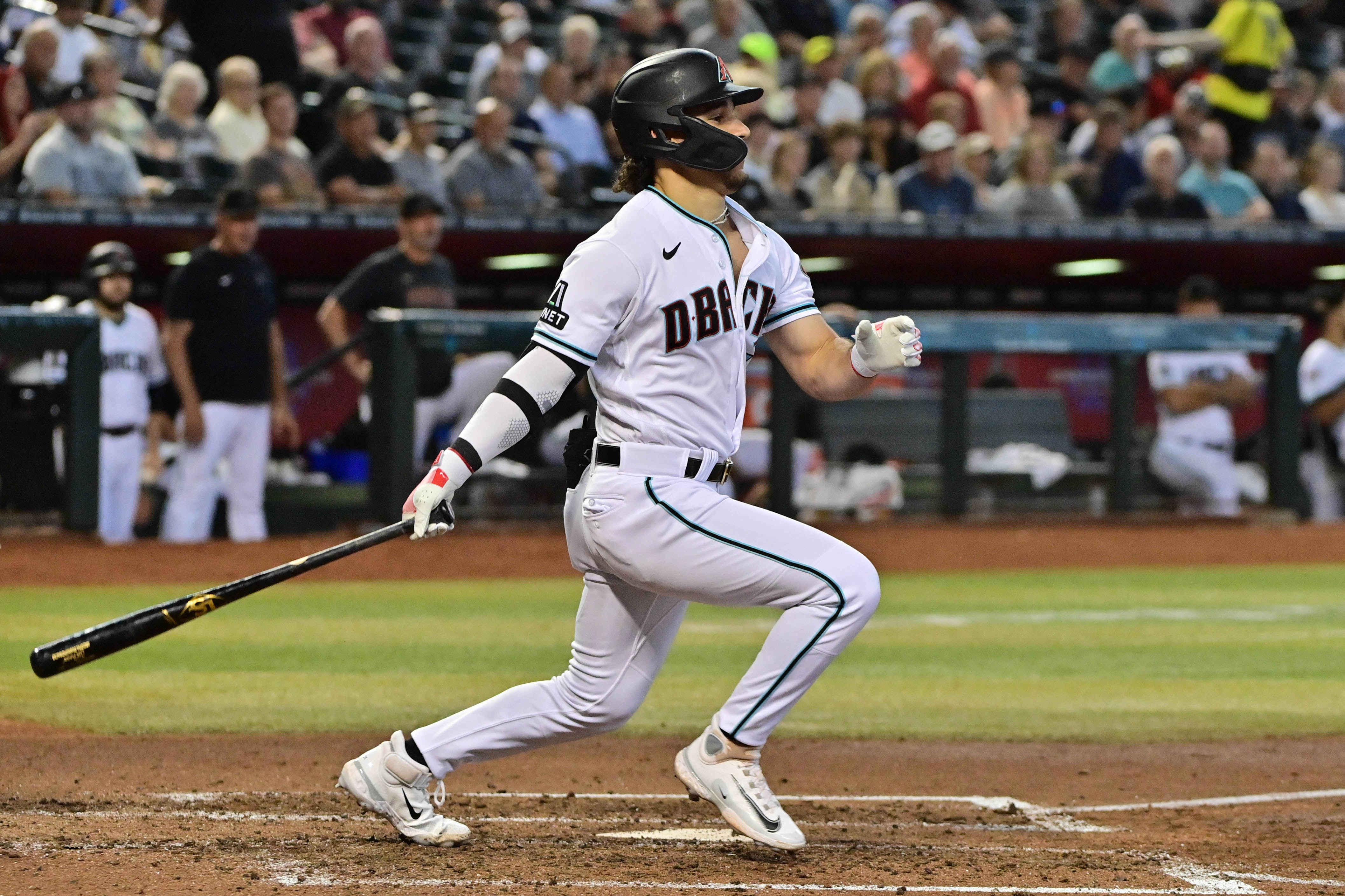 Corbin Carroll leads D-backs past Giants for fifth straight win