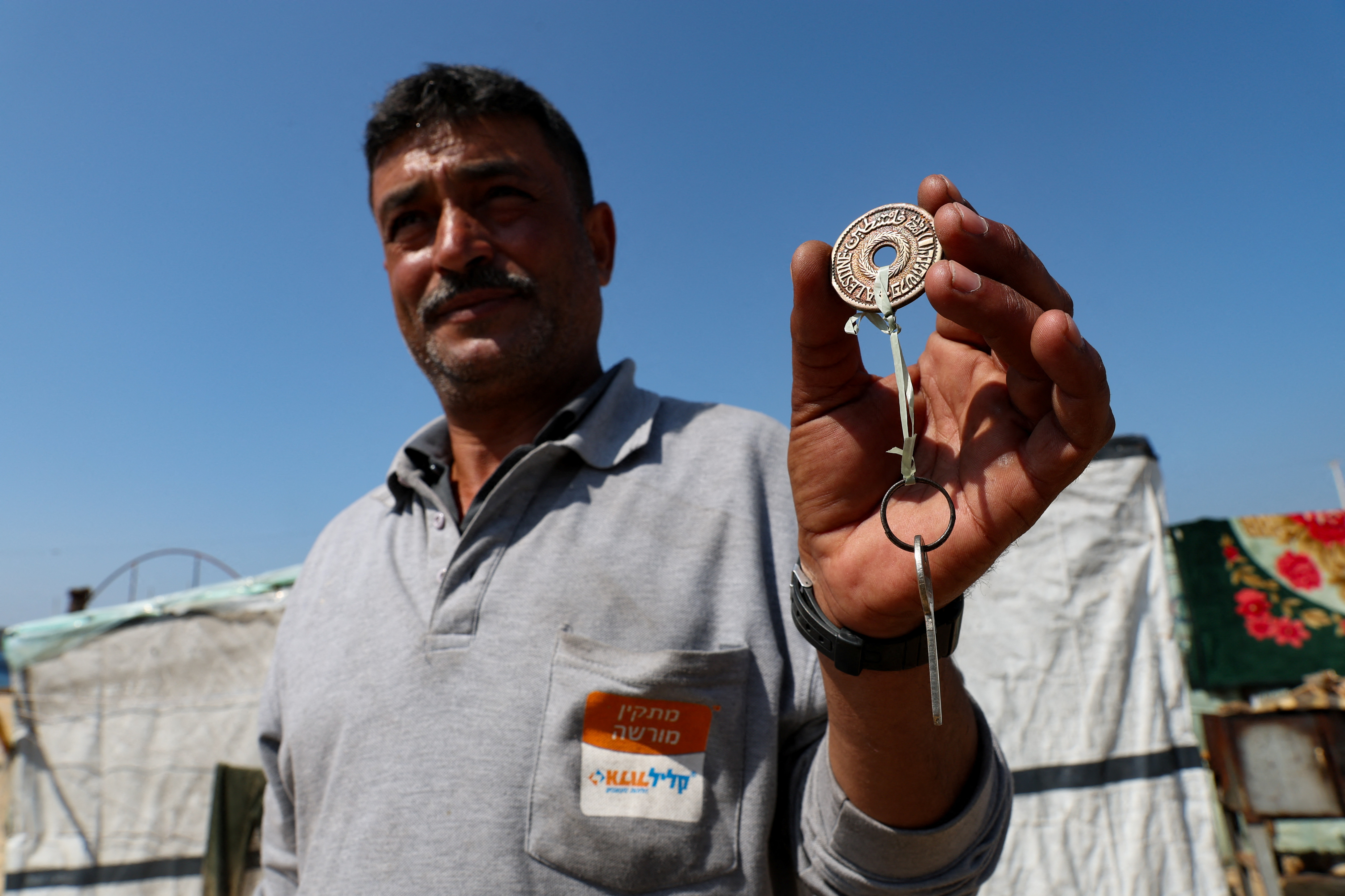 Gazans keep keys to their destroyed homes