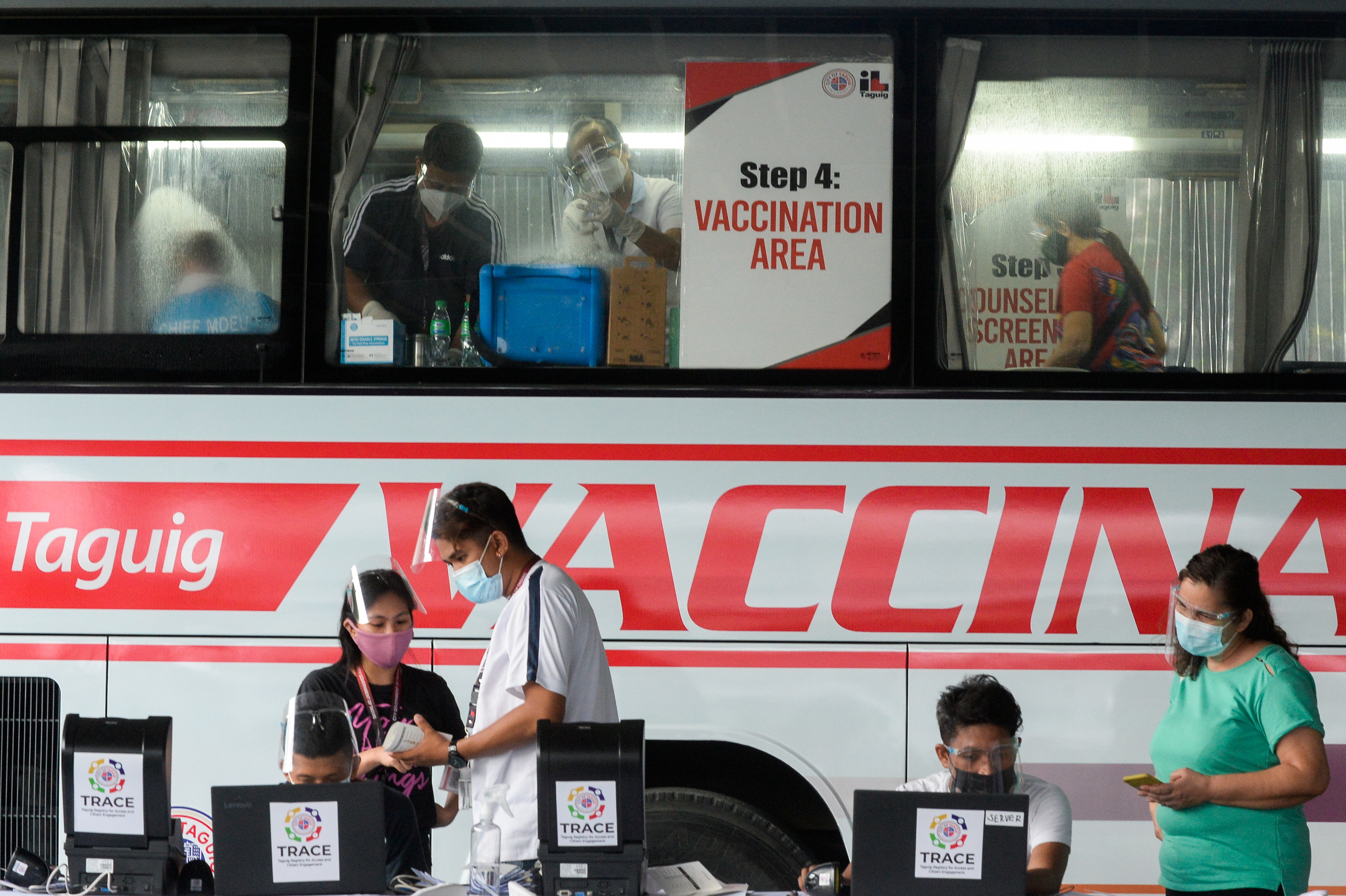Vaccination against coronavirus disease (COVID-19) in Taguig, Metro Manila