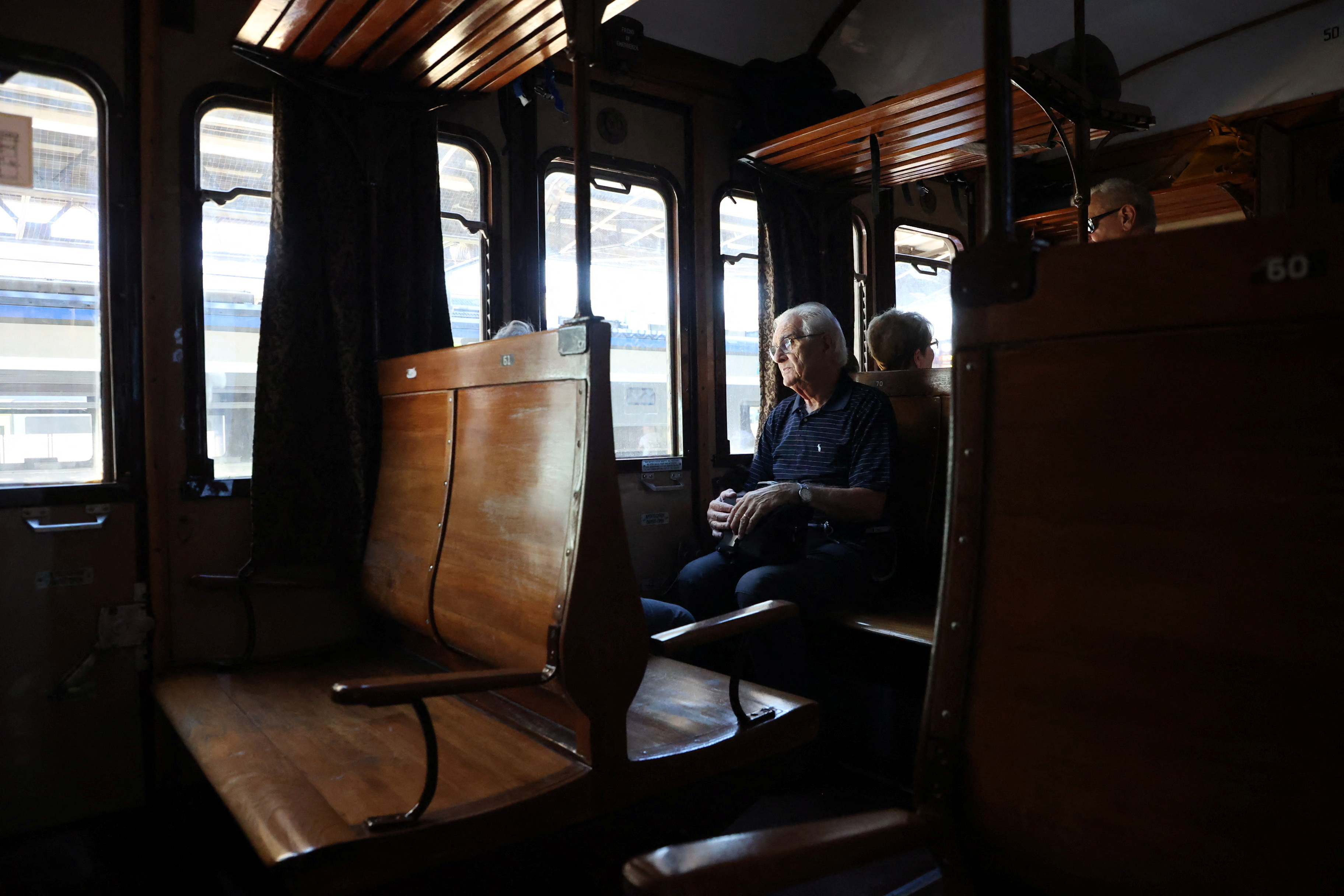 Italy's vintage trains lure tourists off beaten track