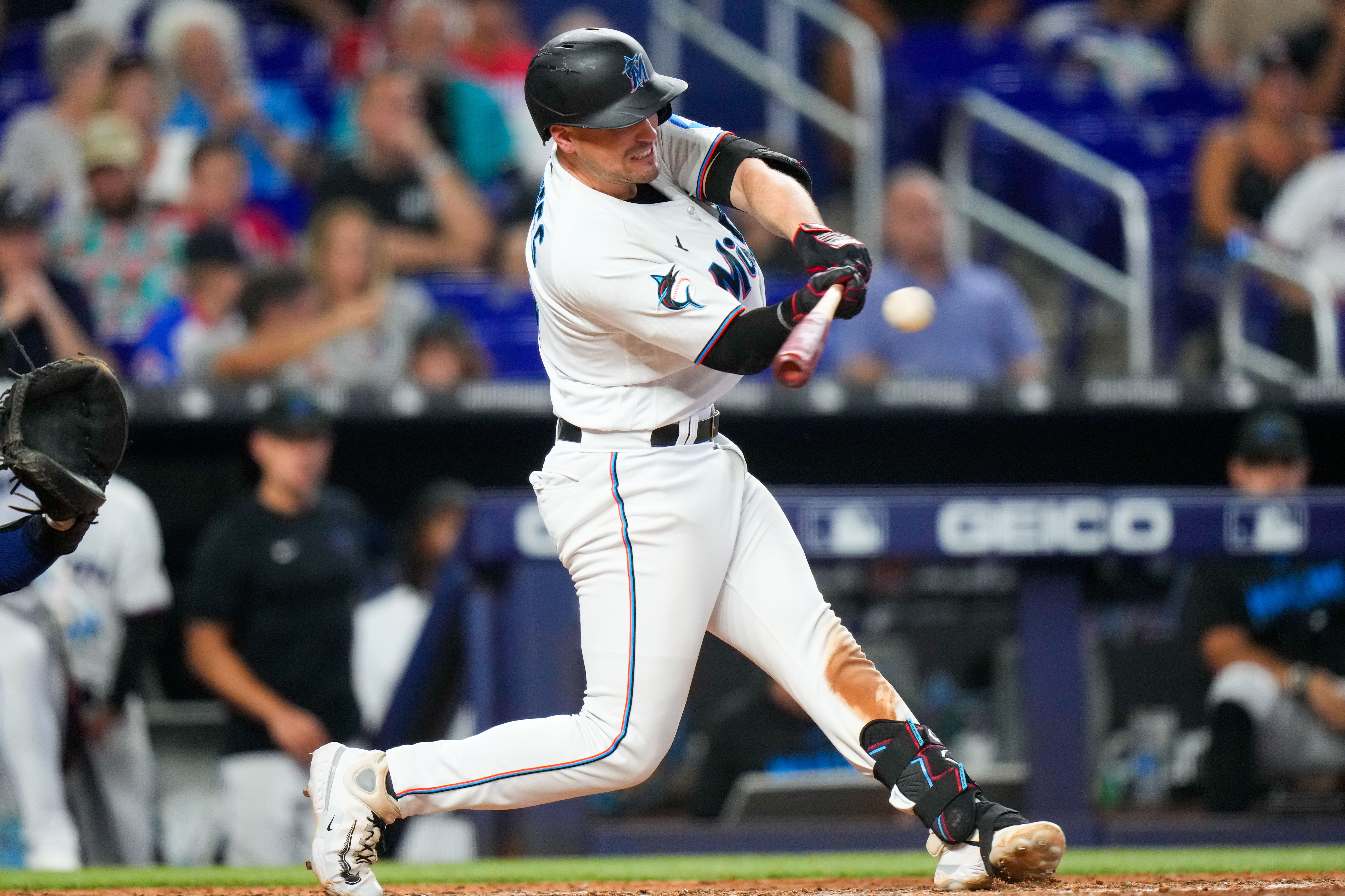 Jazz Chisholm Jr., Marlins slam Braves 16-2 in sweep