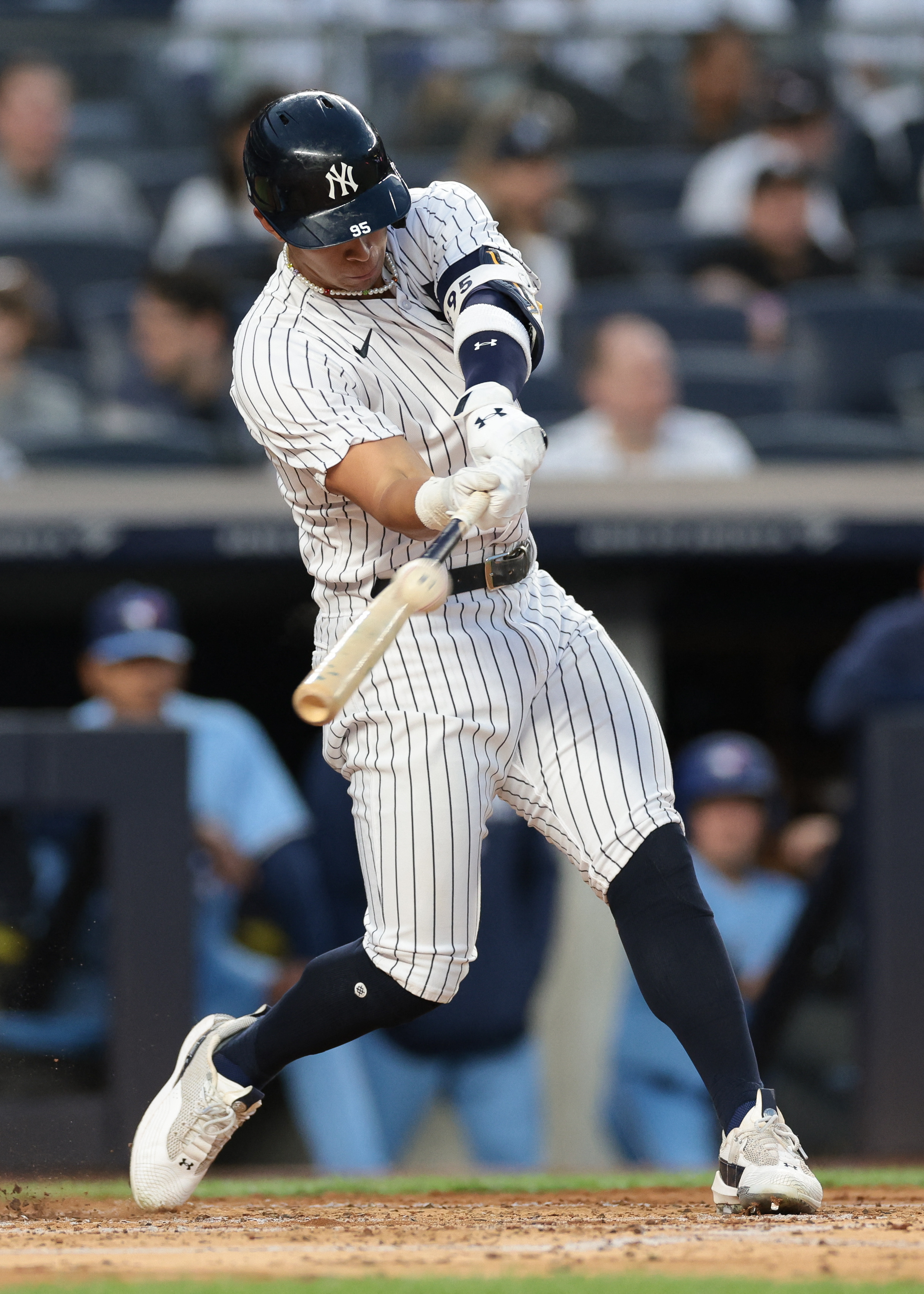 Vladimir Guerrero Jr., Blue Jays power past Yankees