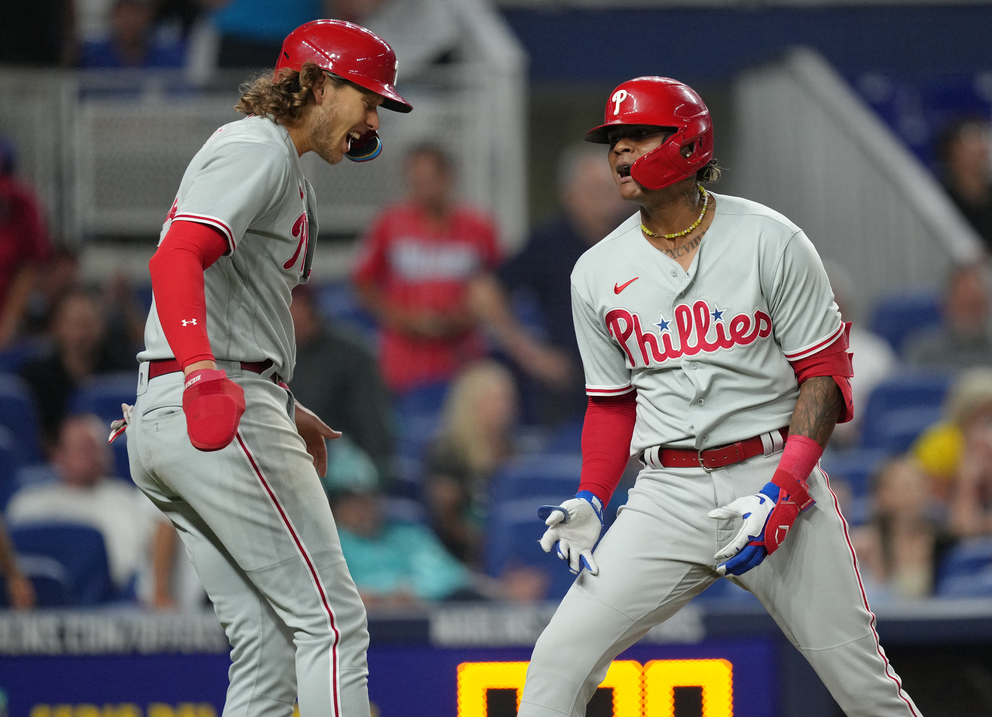 JT Realmuto, Phillies rally past NL ERA leader Sandy Alcantara