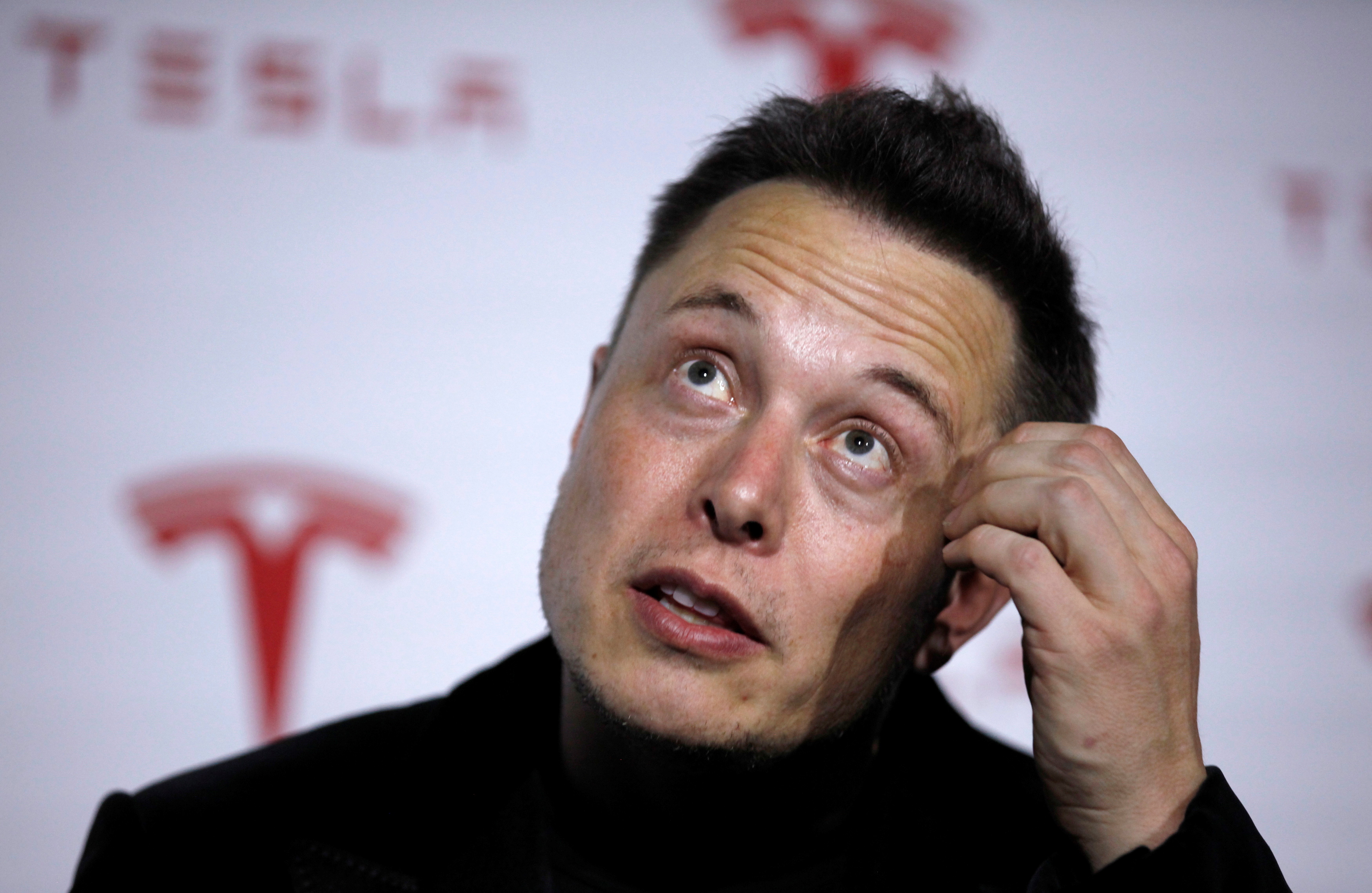 Tesla Motor Inc CEO Musk talks about Tesla's new battery swapping program in Hawthorne