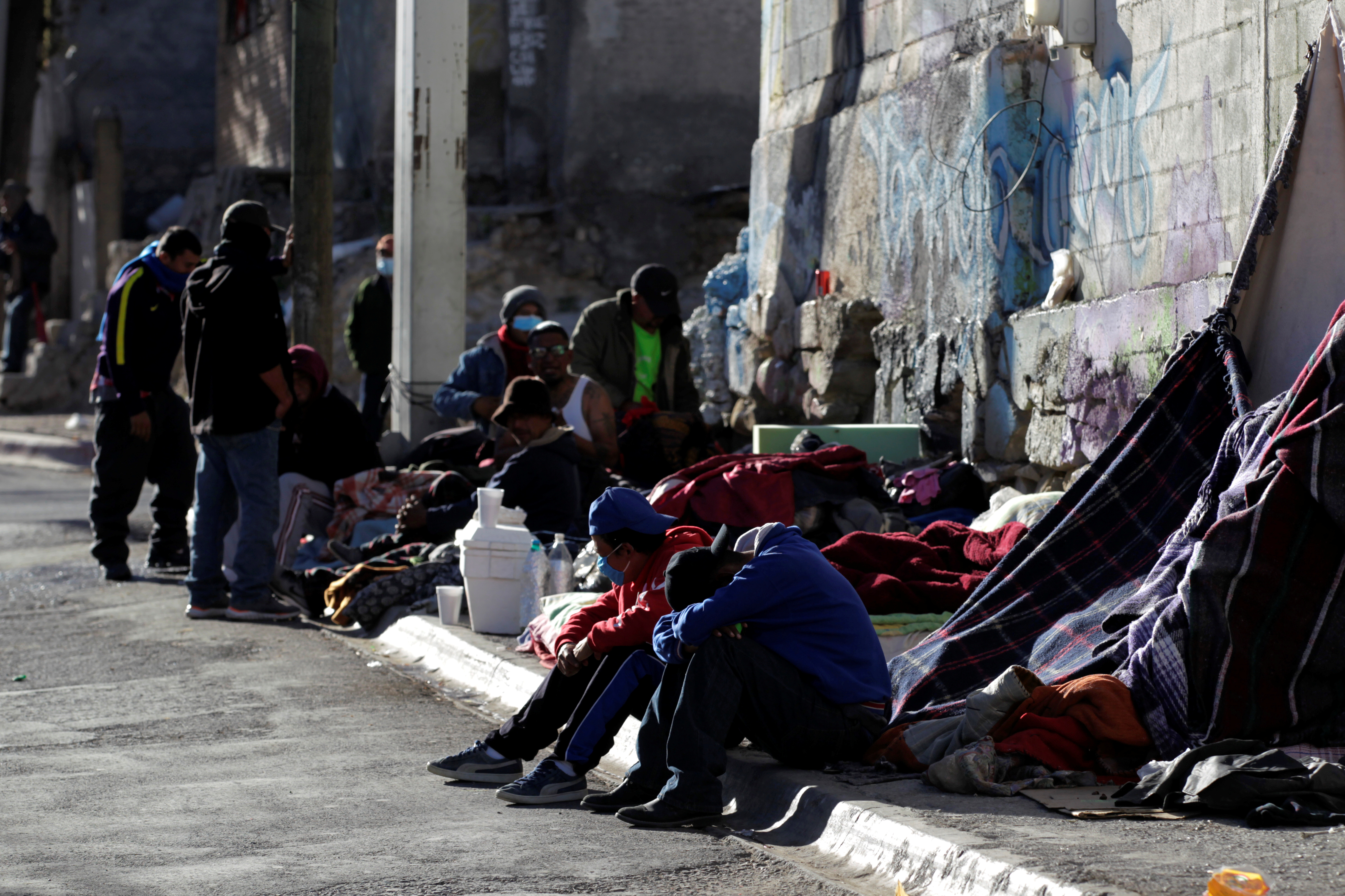 Overcrowding, cold food, uncertain futures a way of life for migrants in  Chicago's shelters