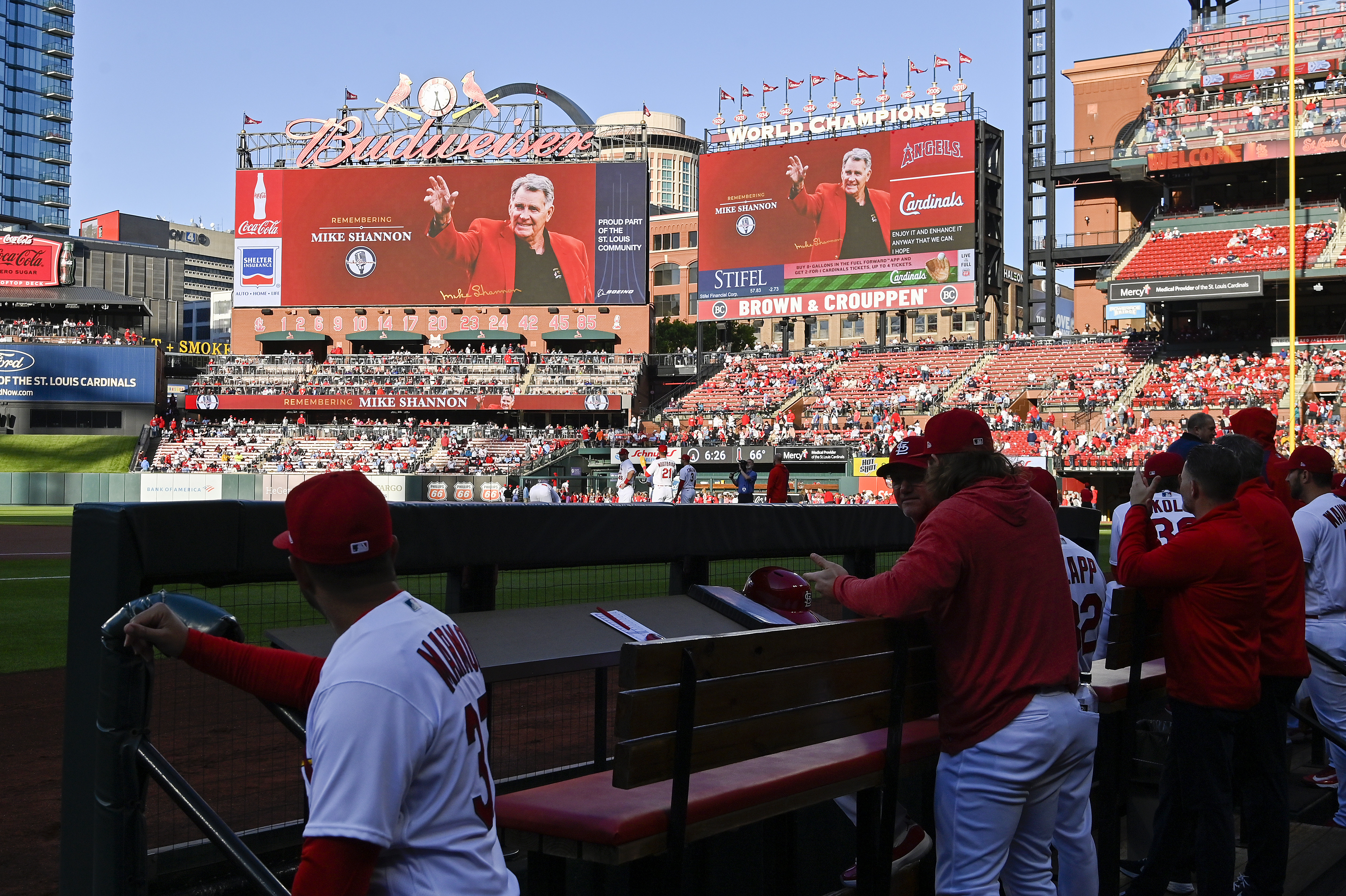 Angels send Cardinals to fourth straight loss