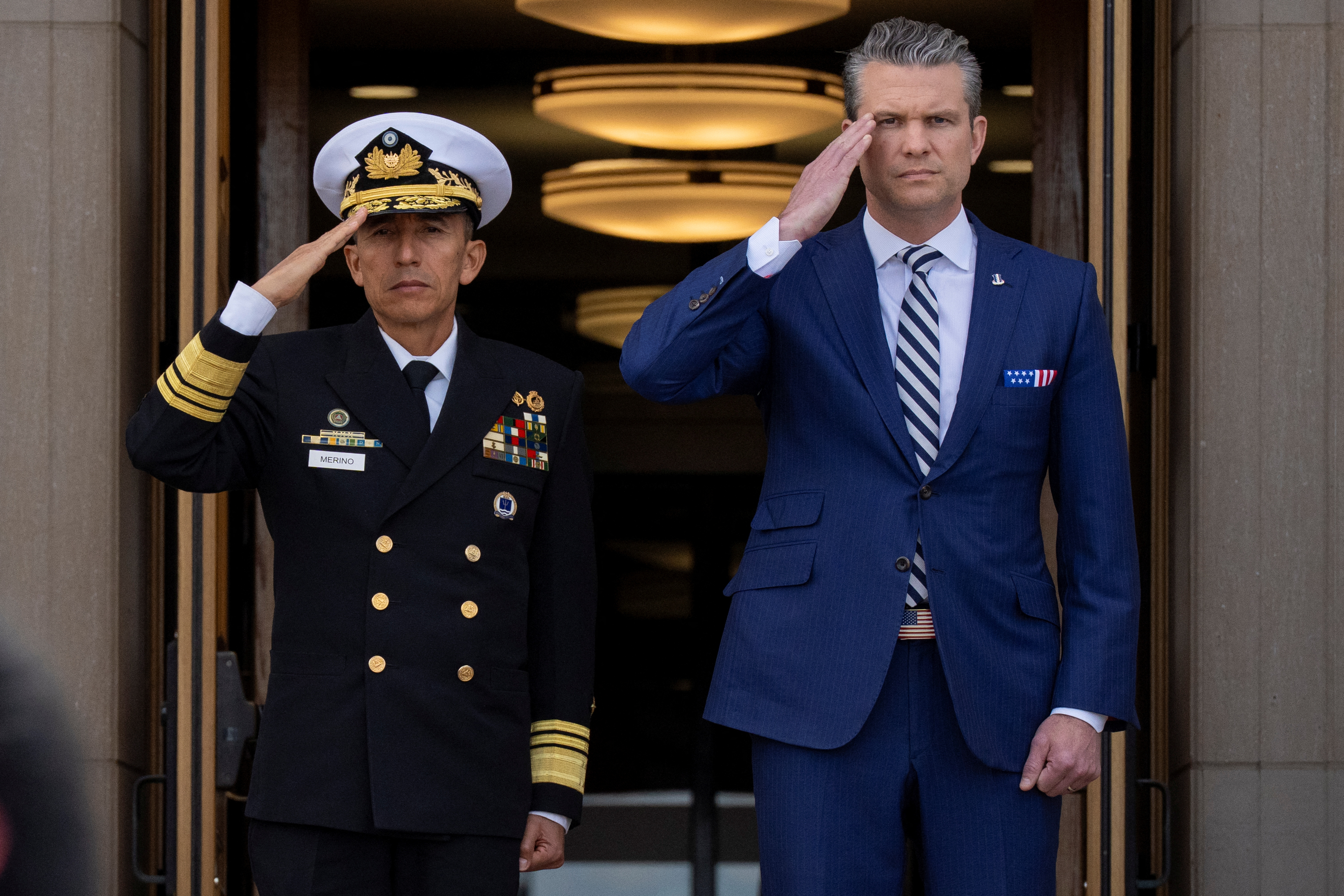 米国国防情報局 DIA 第19代 最上級先任下士官 チャレンジコイン 陸上自衛隊最先任上級曹長チャレンジコイン - メルカリ