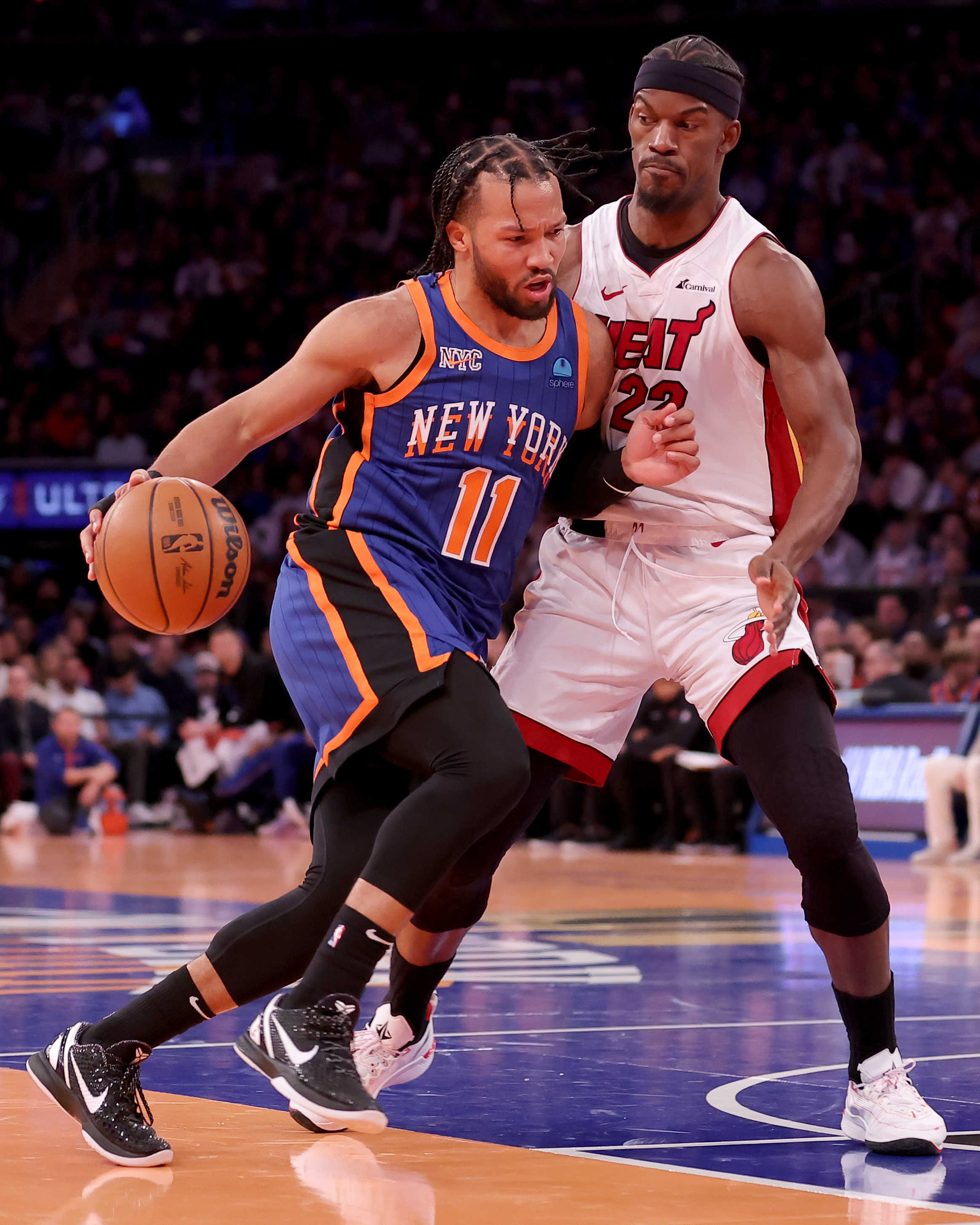 Knicks pull off late comeback for win over Heat | Reuters