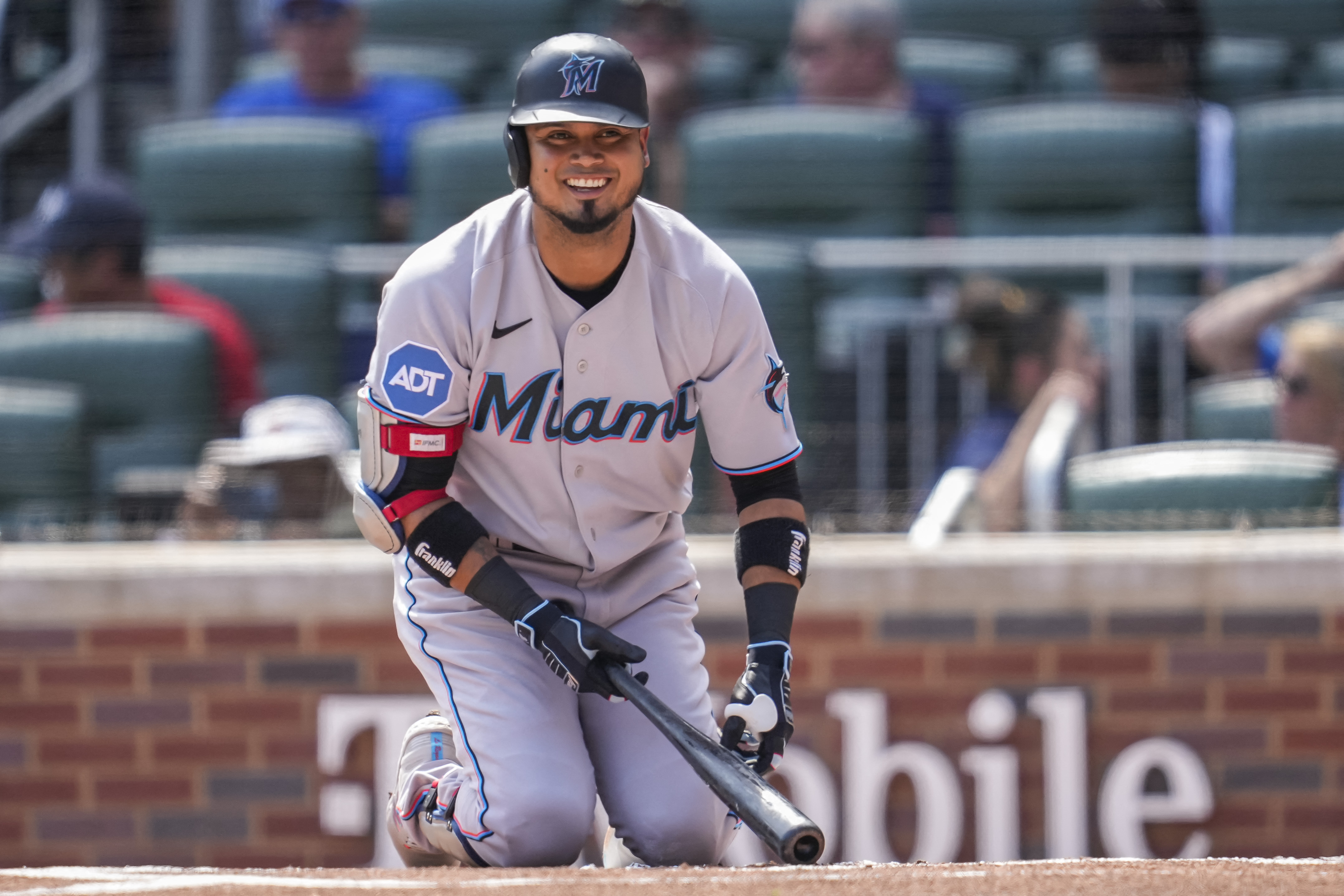 Ozuna, Acuña Jr. power Braves to 6-3 win over Marlins - The