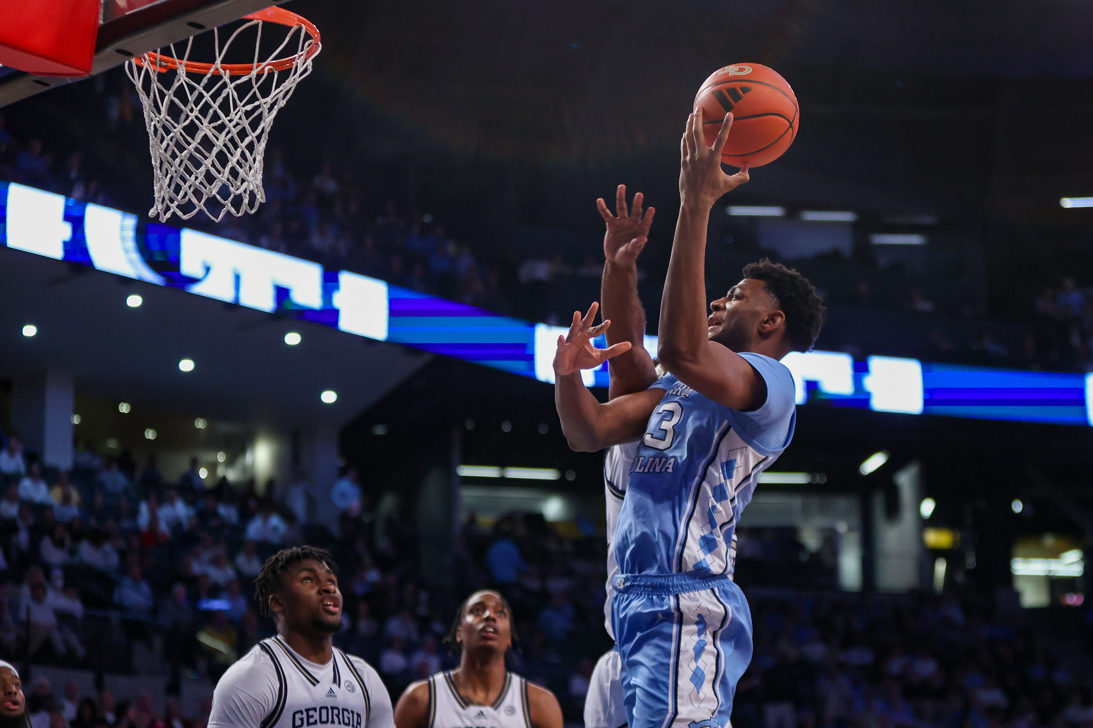 Georgia Tech stuns No. 3 UNC with late basket | Reuters