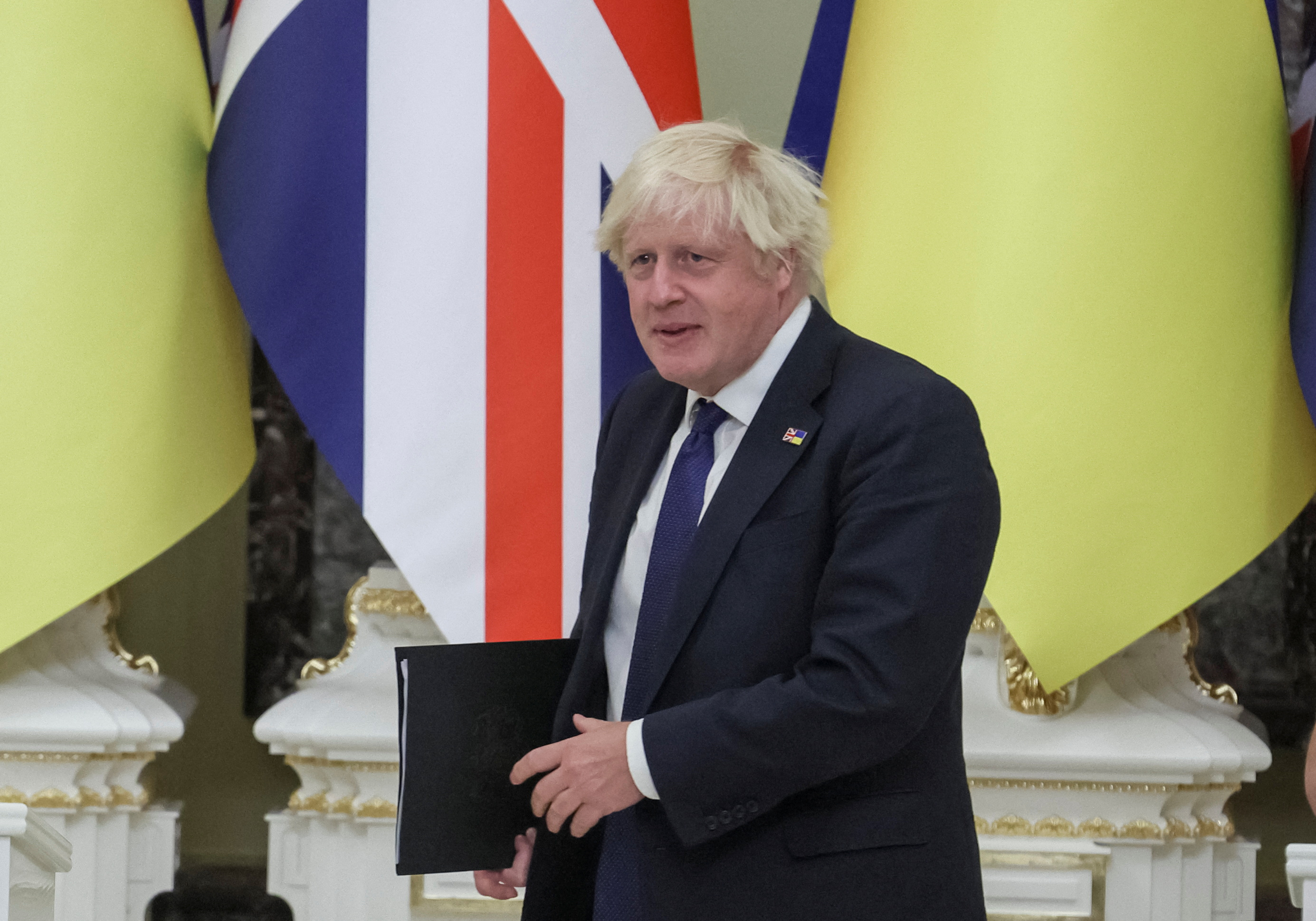 British Prime Minister Johnson and Ukraine's President Zelenskiy attend a joint news briefing in Kyiv