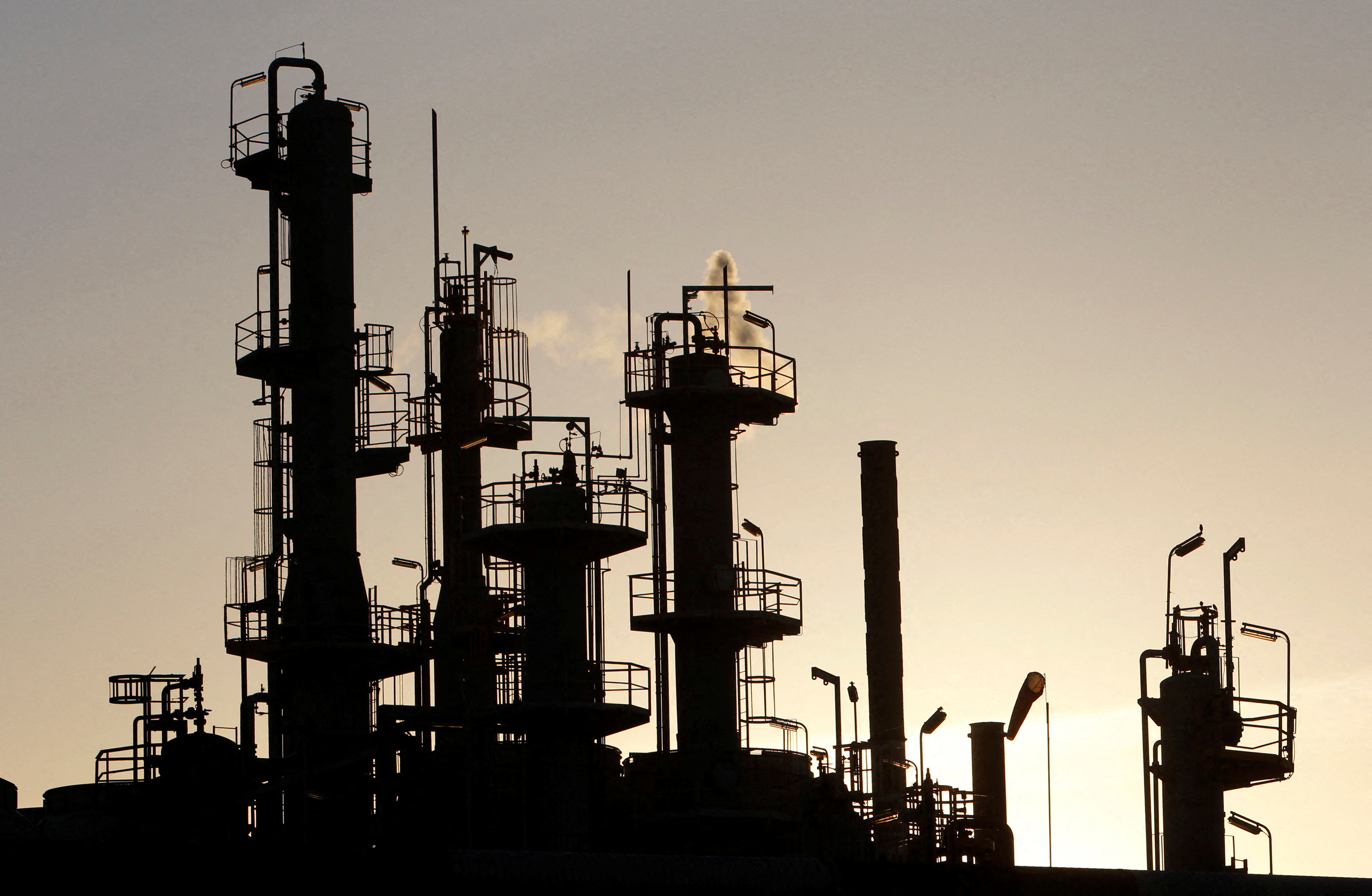 are oil refineries profitable investing