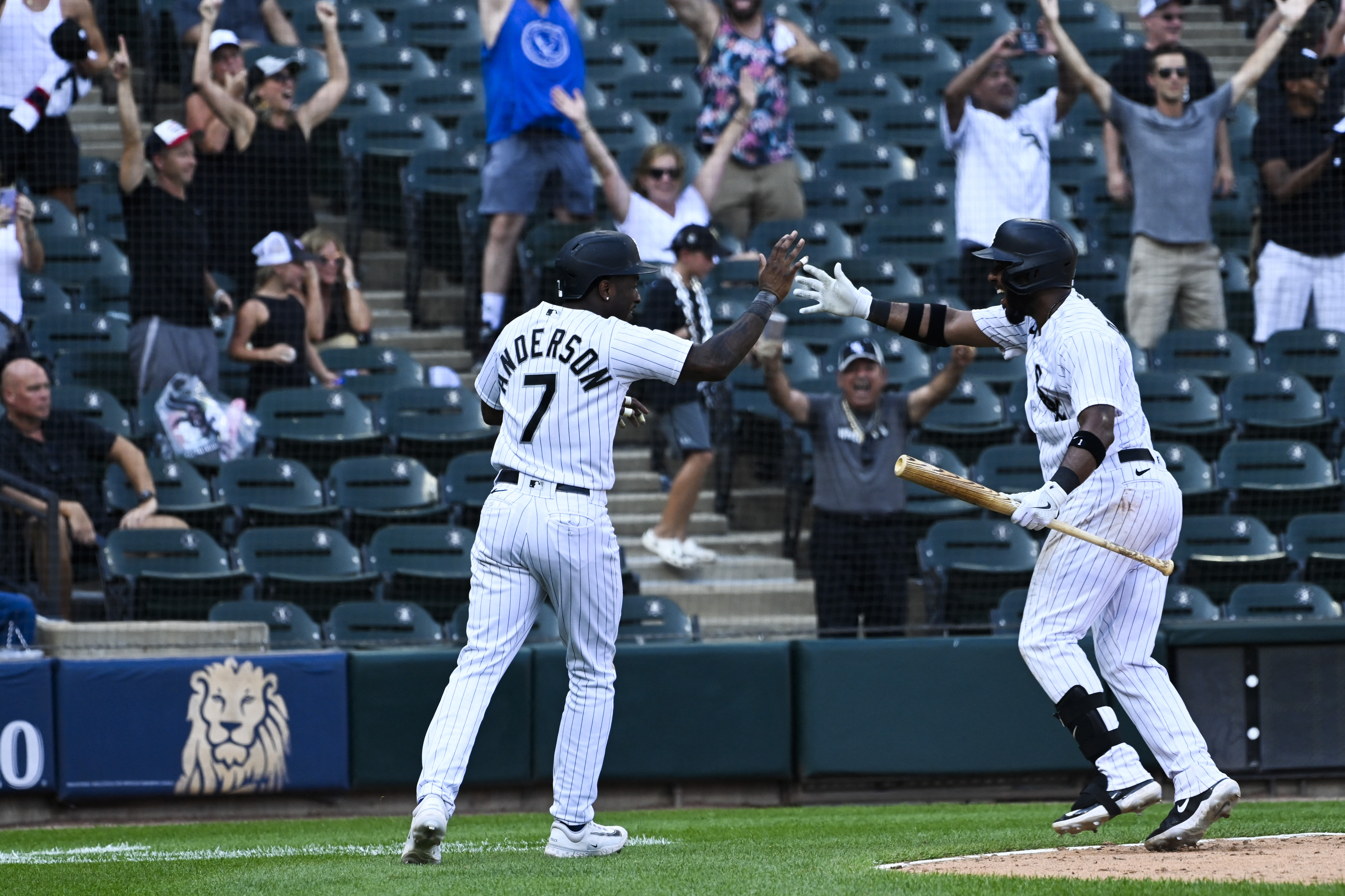 Oscar Colas of the Chicago White Sox celebrates a double against