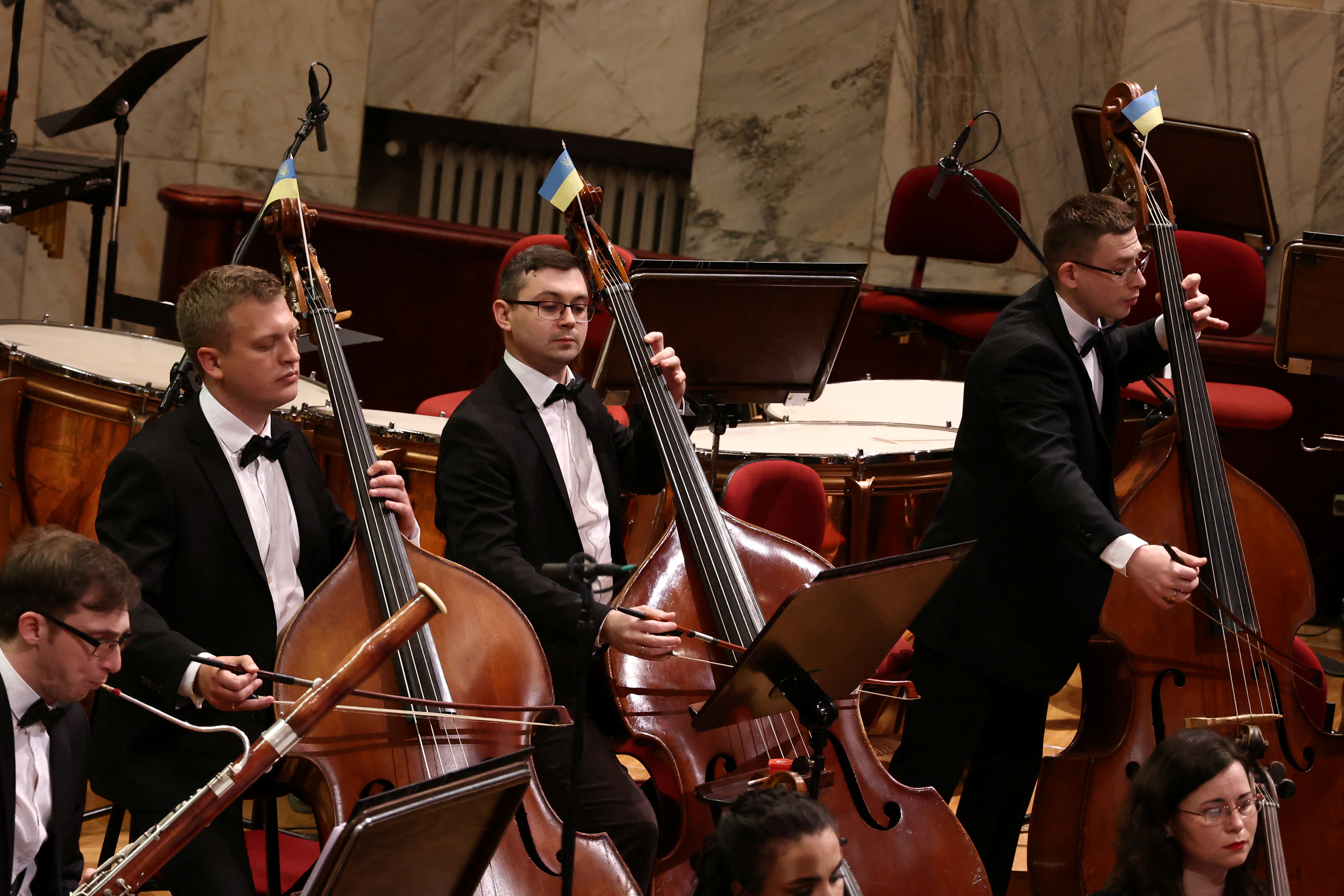 La Orquesta Sinfónica de Kiev actúa en la Filarmónica de Varsovia