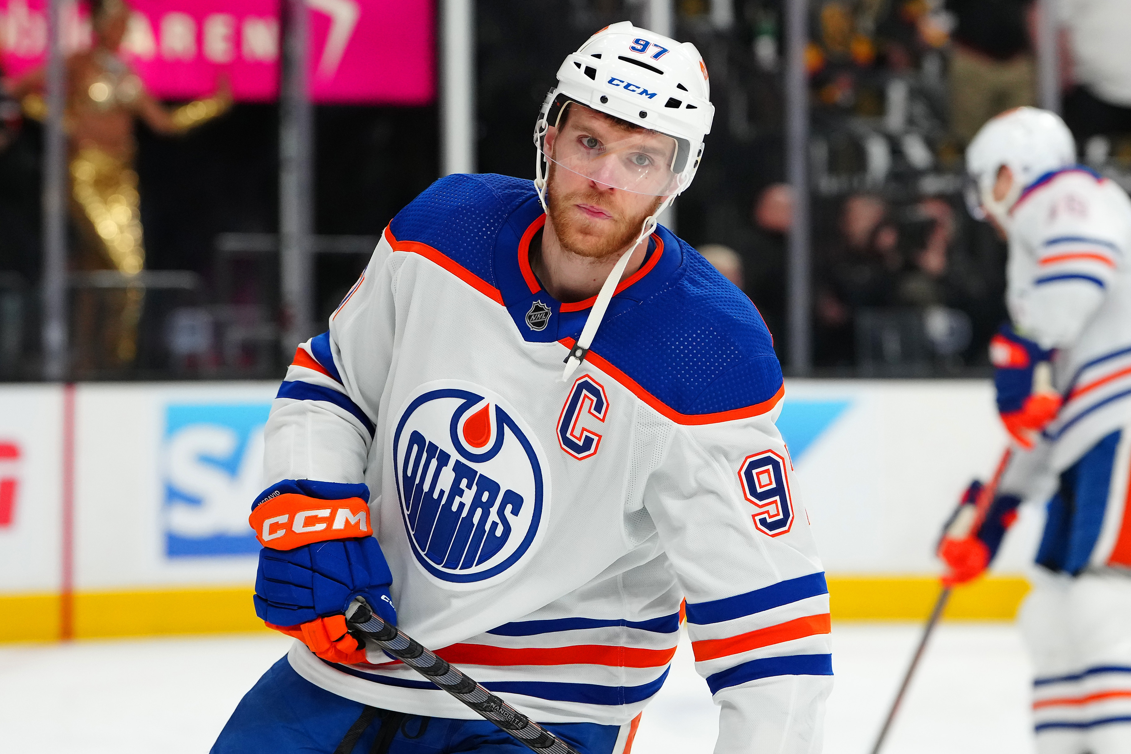 Draisaitl scores twice, leads Oilers past Golden Knights for 3rd