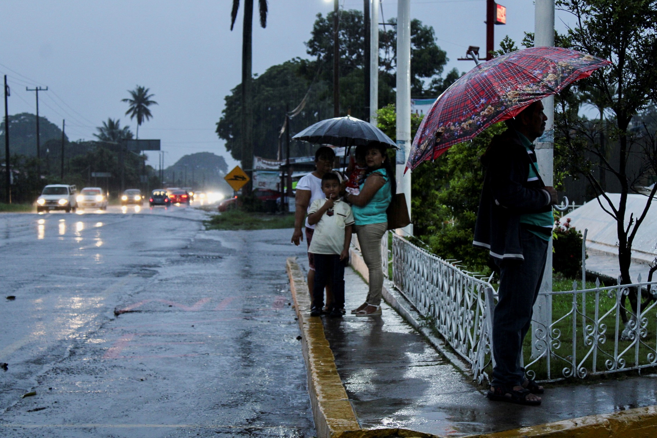 Hurricane Agatha lashes southern Mexico with rain as record-breaking ...