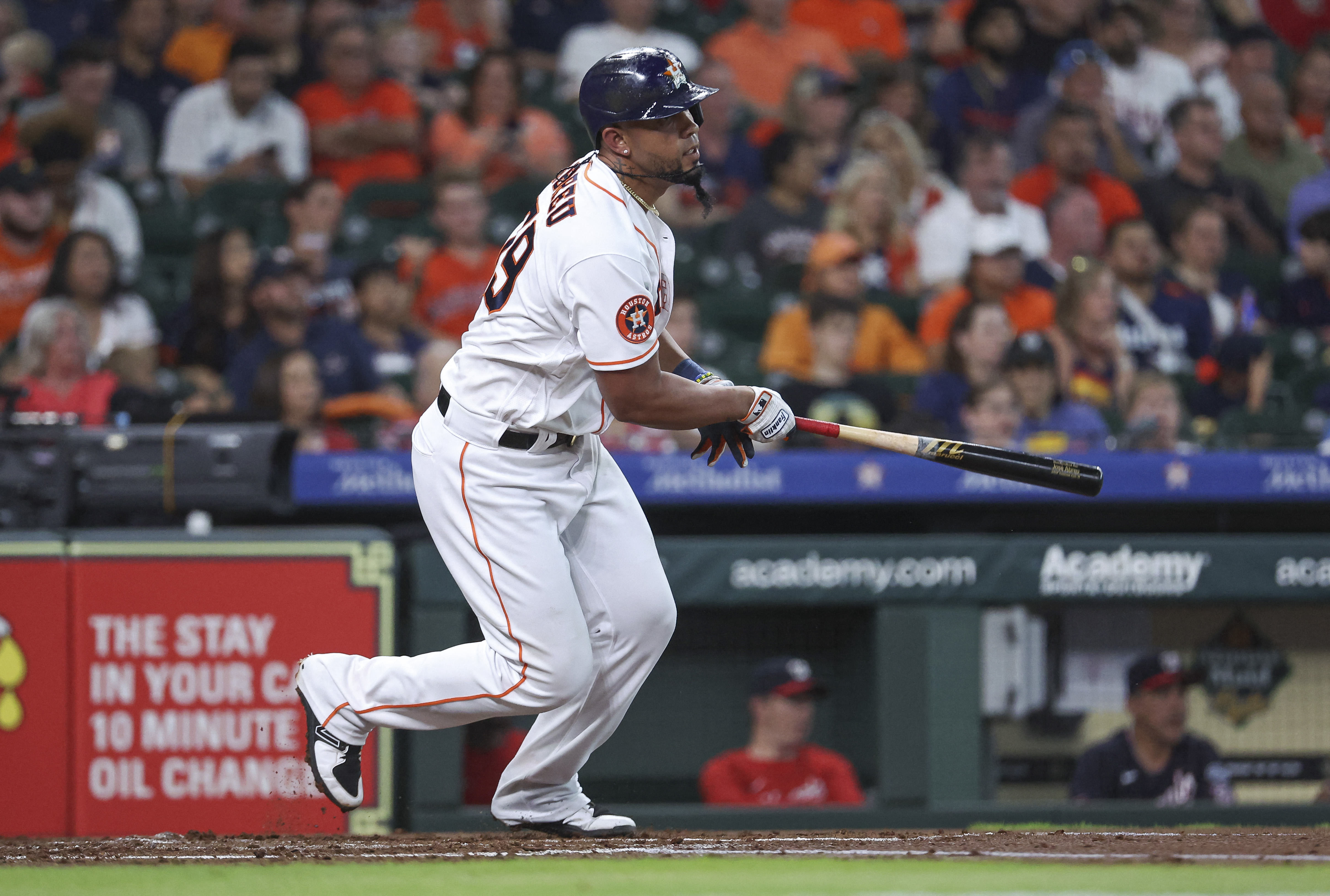 Houston Astros players shop with kids at Academy during Astros