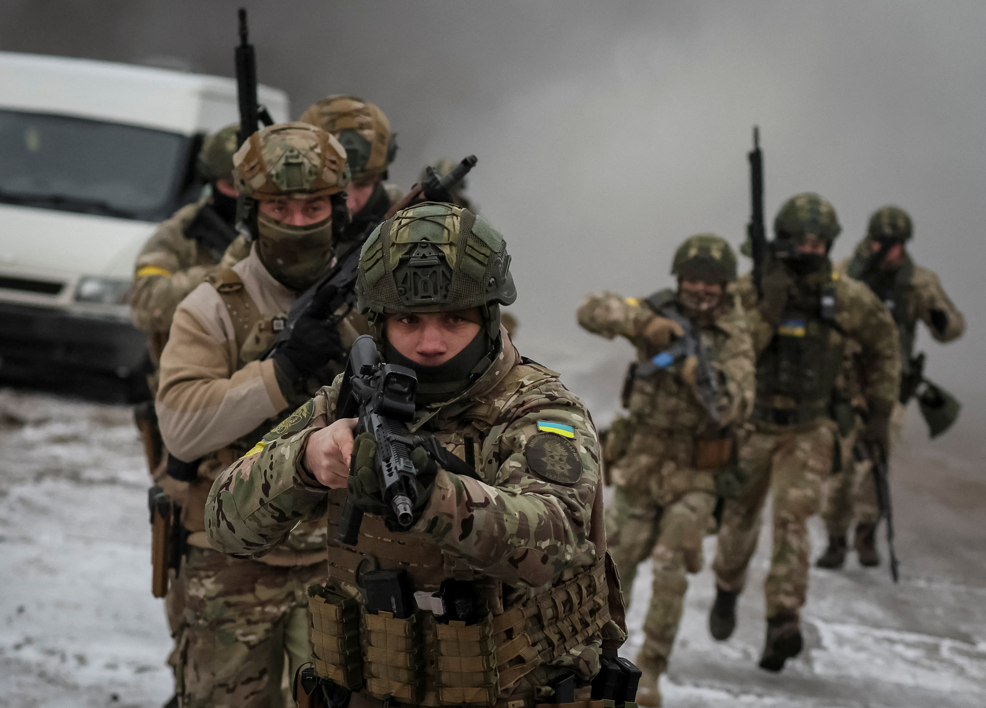 Ukraine stages war games near Belarus amid fears of Russian assault ...