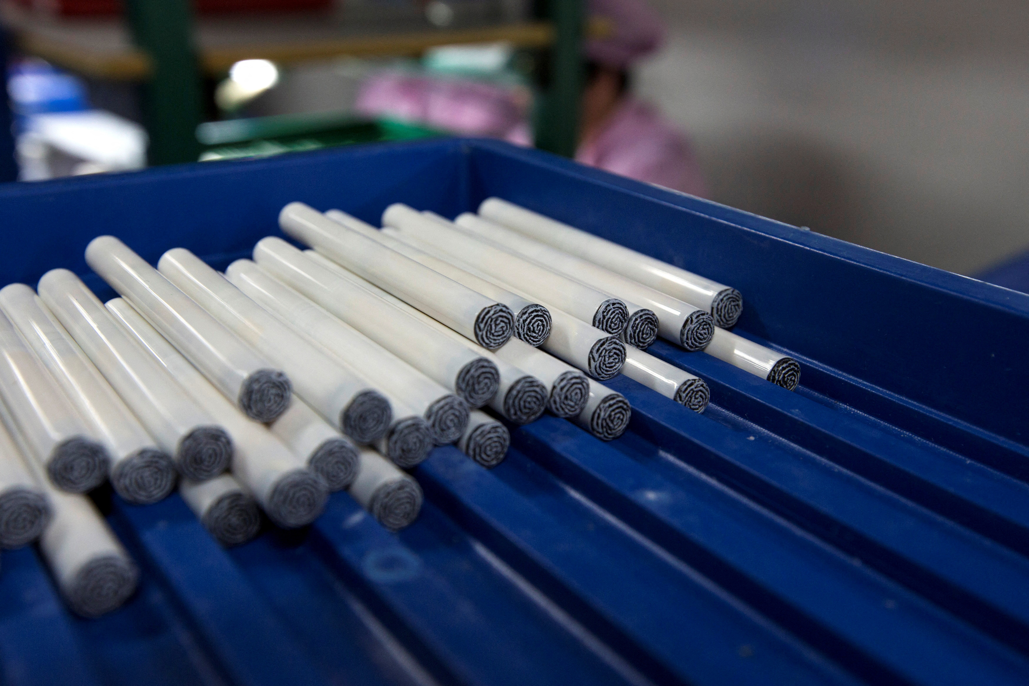is it illegal to ship tobacco to another state Are candy cigarettes legal or illegal in the United States? CBP seizes nearly 150K contraband