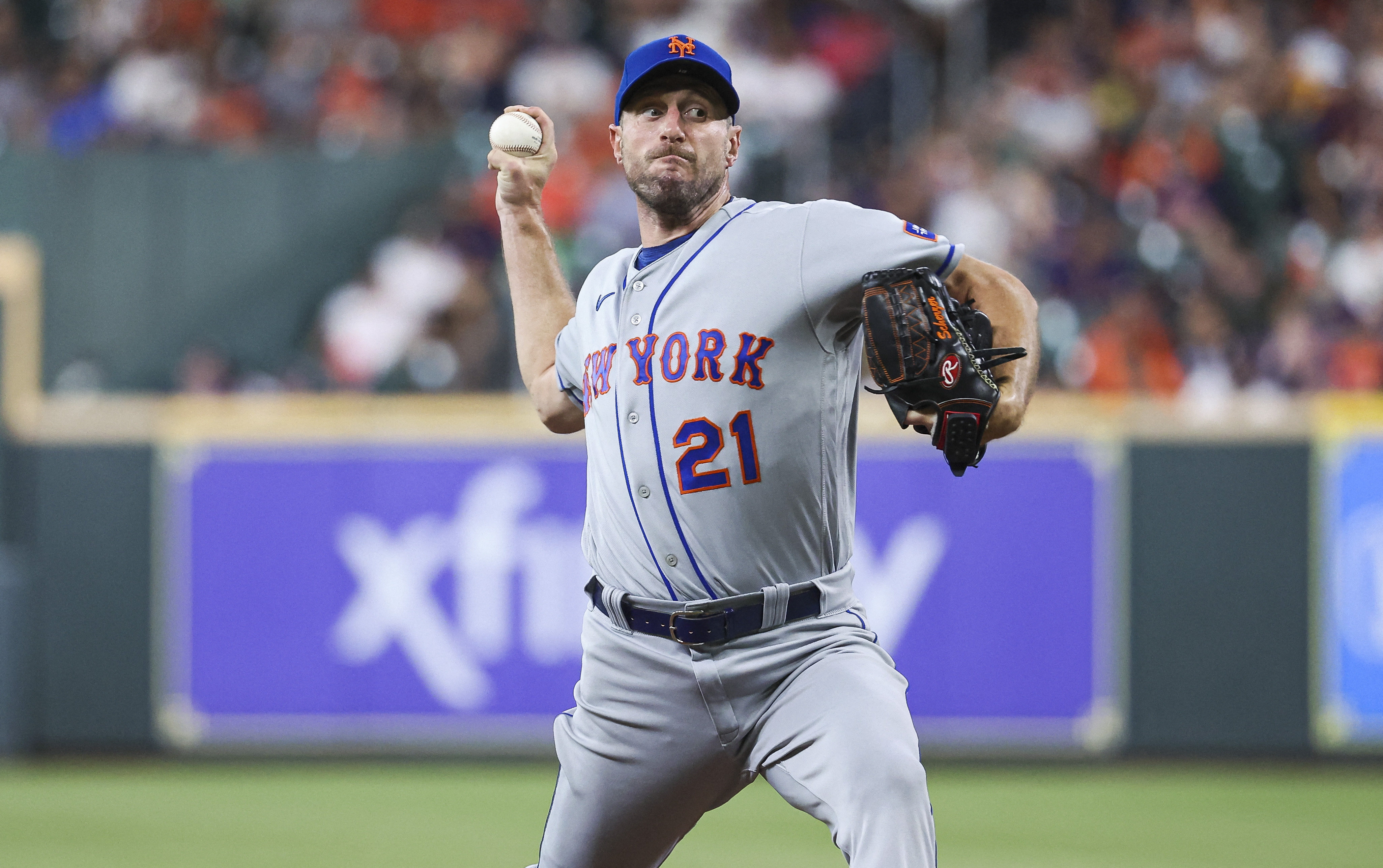 Max Scherzer fans 8 as Mets clobber struggling Astros