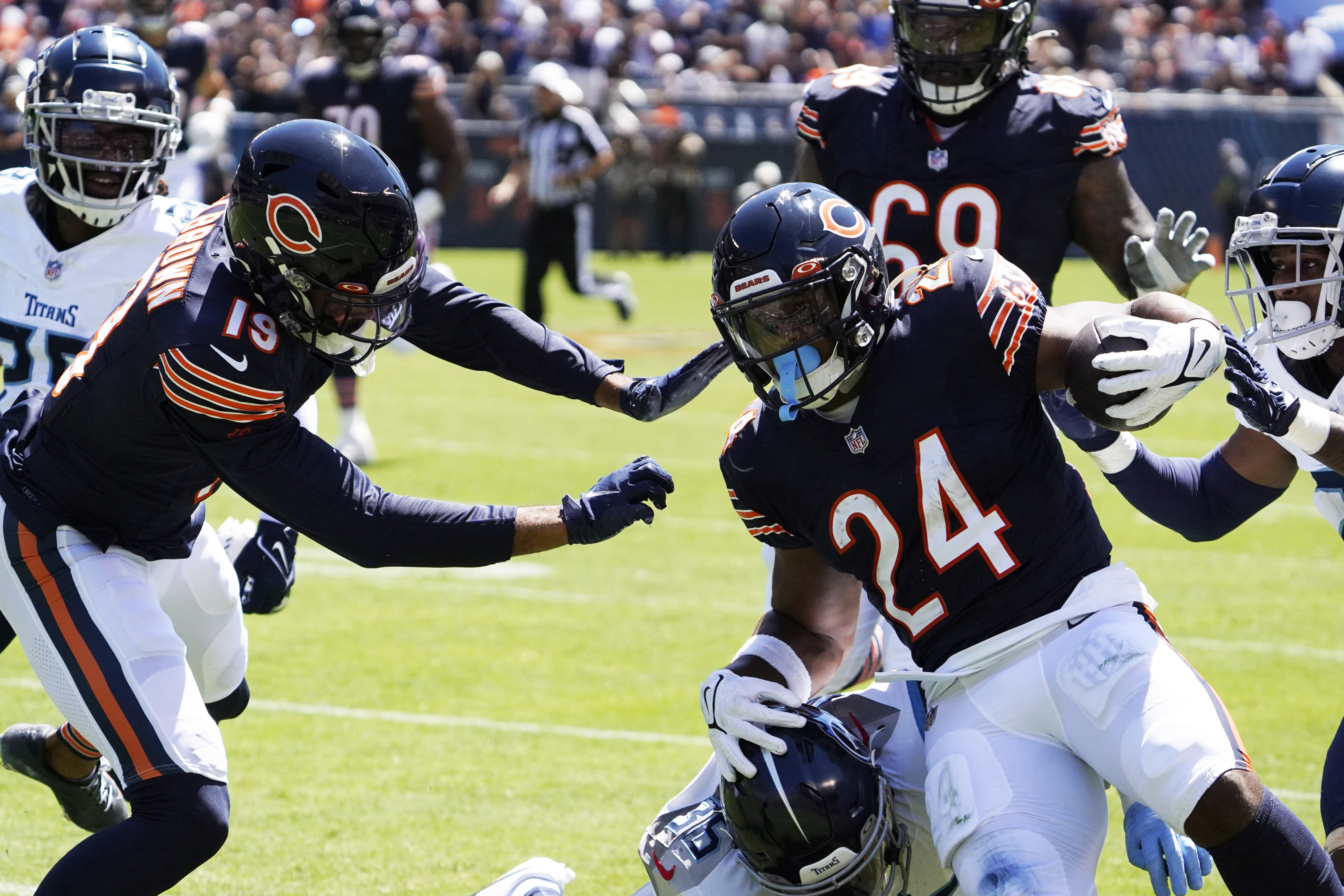 Bears use second-half defense to take down Titans
