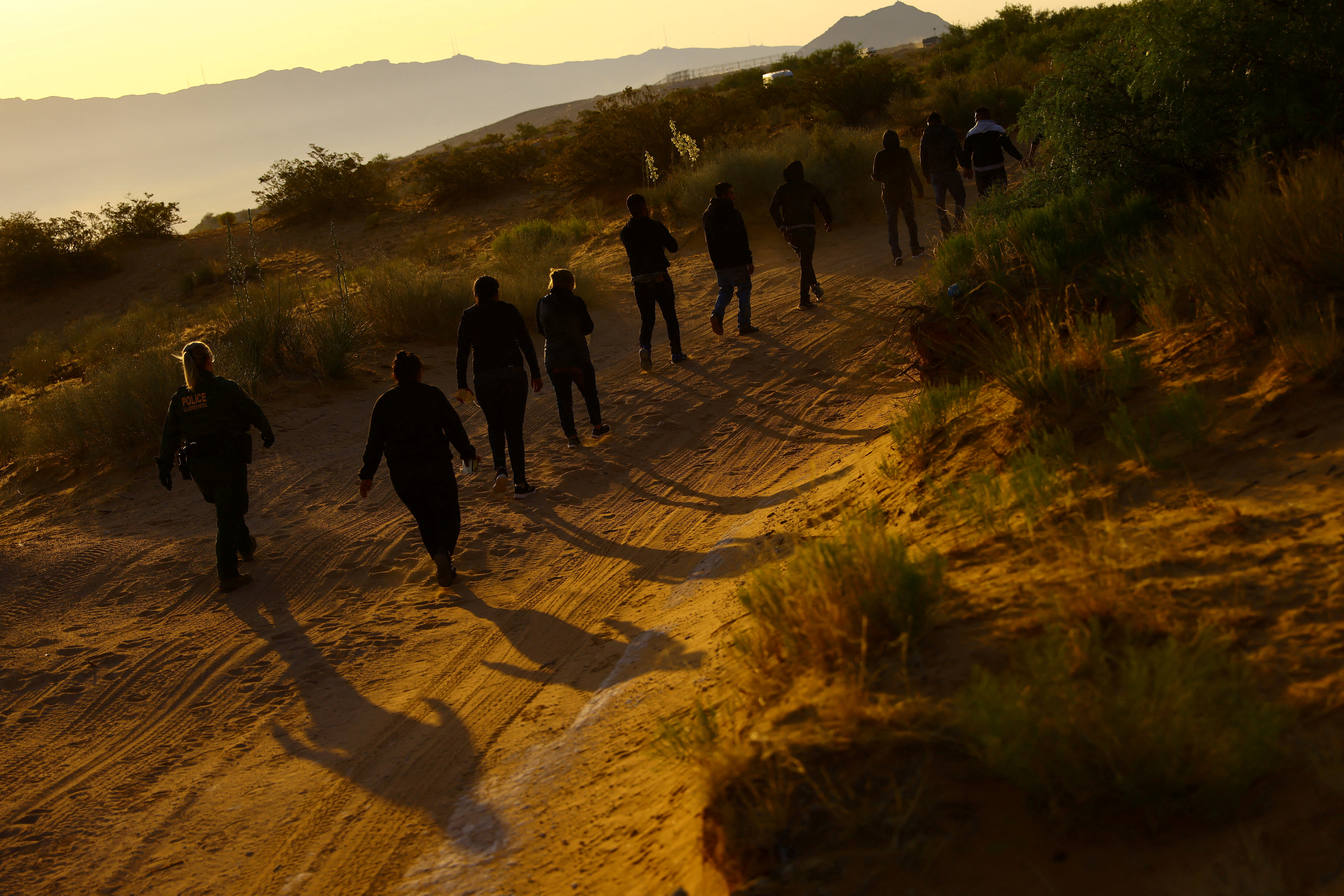 As temperatures rise, desert trek across U.S.-Mexico border becomes more perilous for migrants