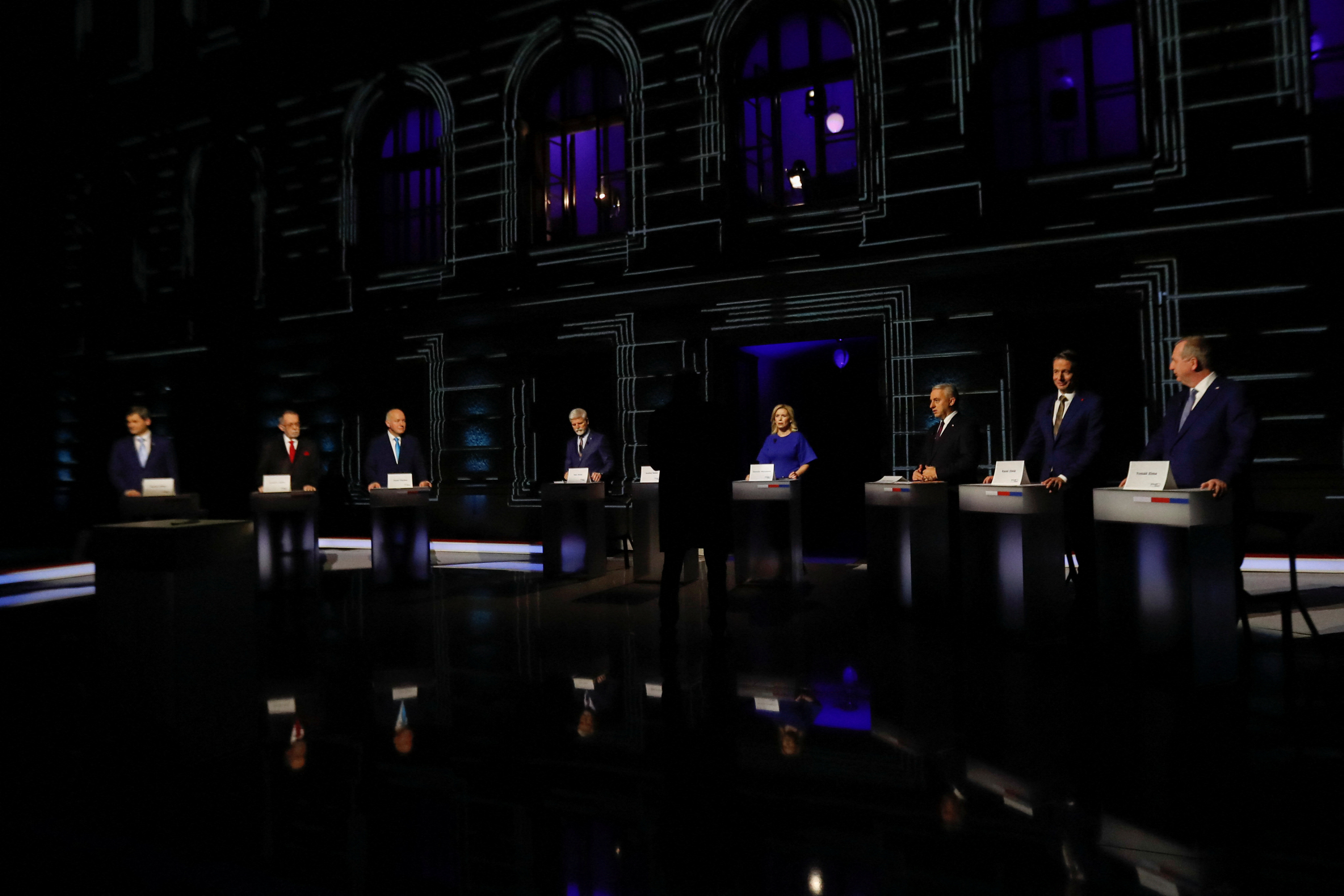Czech presidential election pits combative exPM against exgeneral