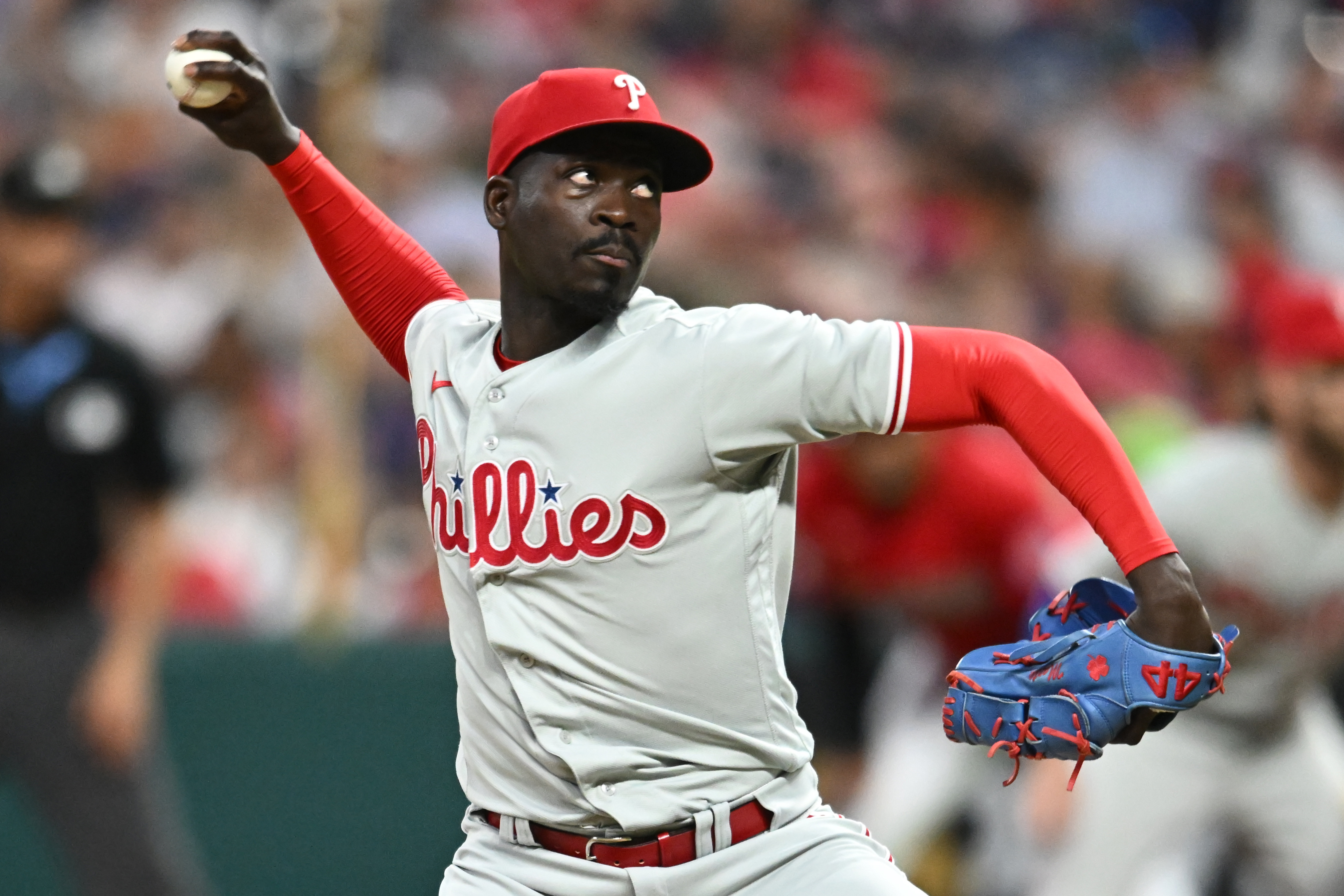 Jose Ramirez delivers 4-hit night as Guardians nip Phillies