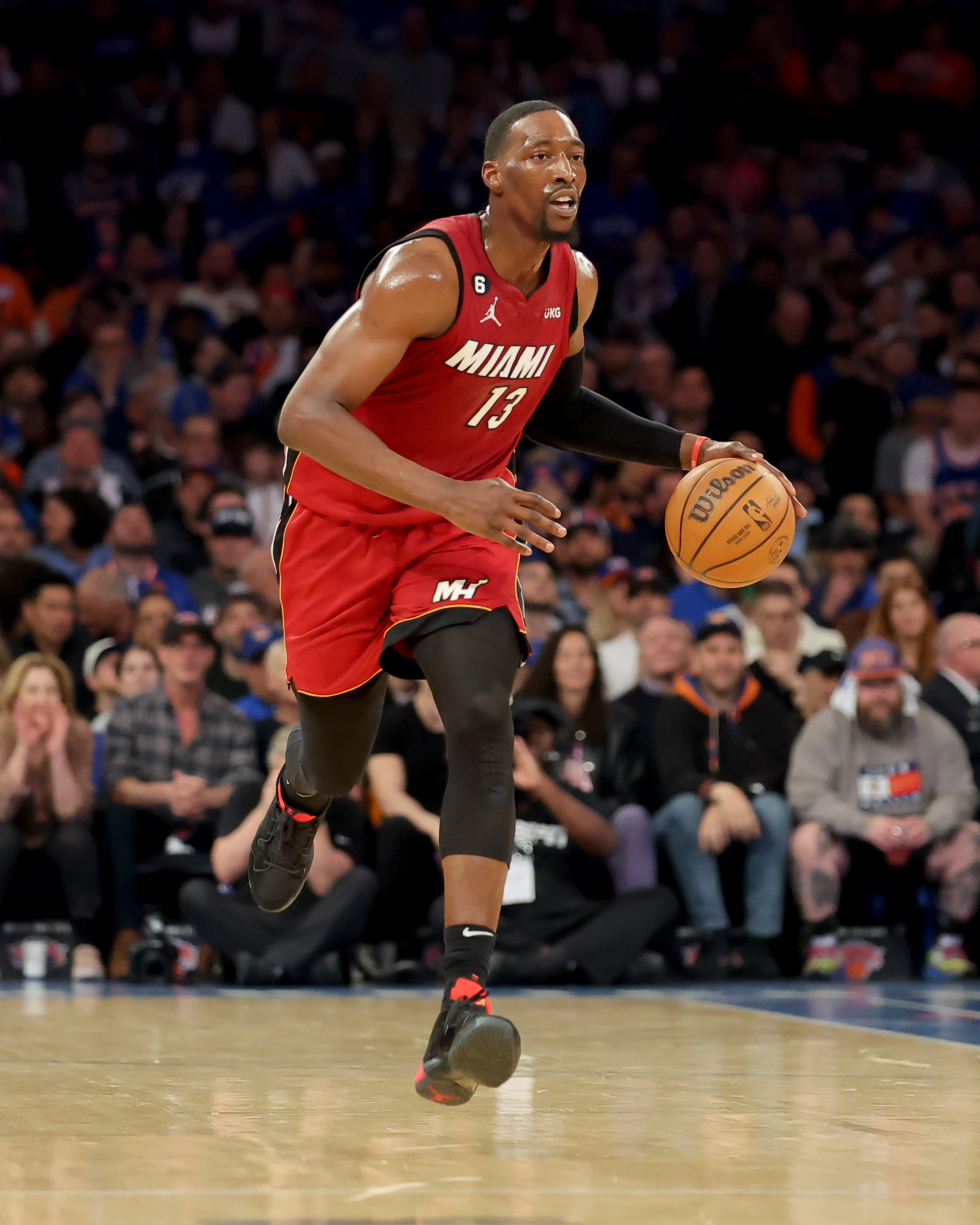Jimmy Butler, Heat open semifinals with win at Knicks | Reuters