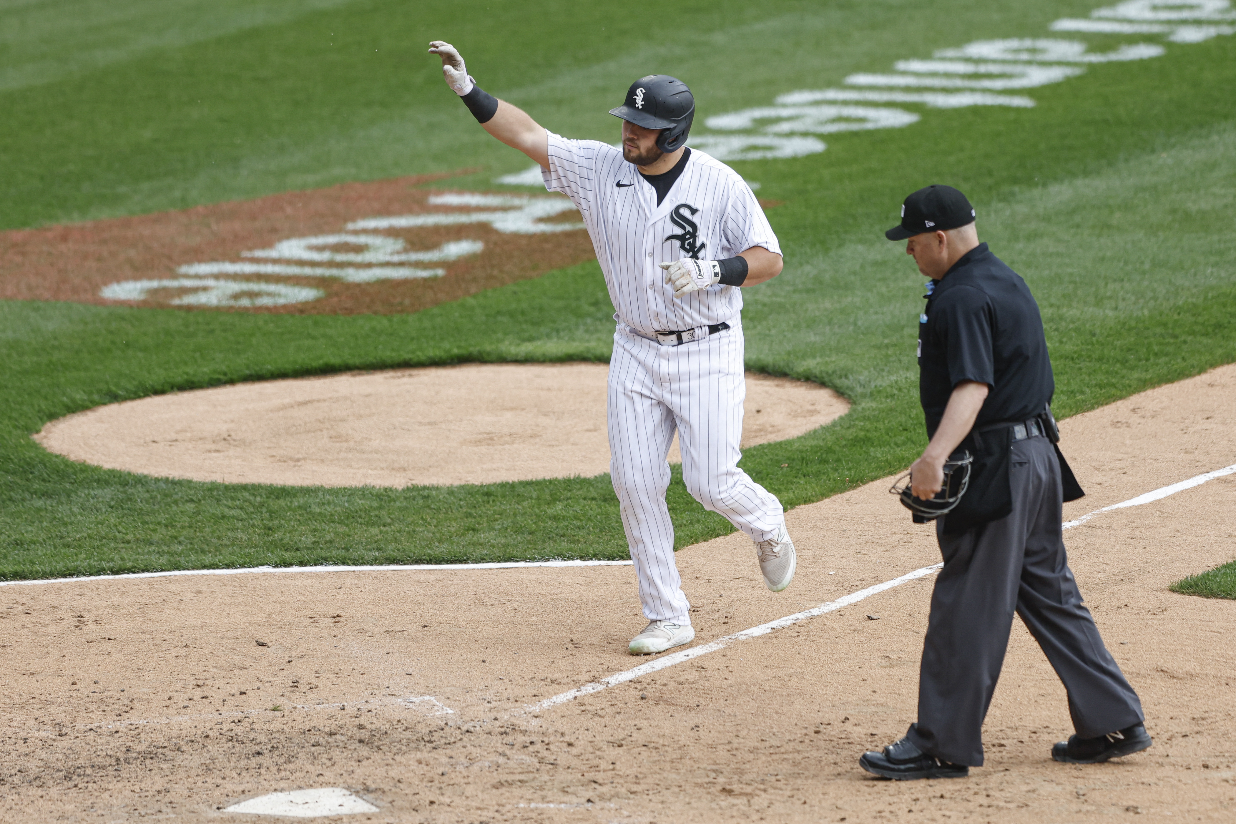 CHICAGO, IL - APRIL 15: Chicago White Sox catcher Yasmani Grandal (24) bats  during an MLB game against the Baltimore Orioles on April 15, 2023 at  Guaranteed Rate Field in Chicago, Illinois. (