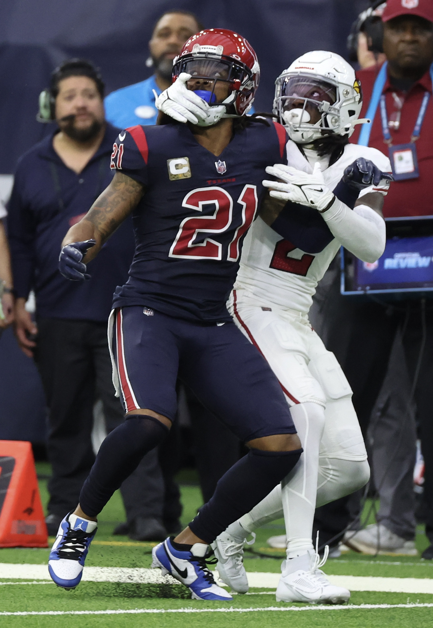 Texans Overcome Ints From Cj Stroud Hold Off Cardinals Reuters