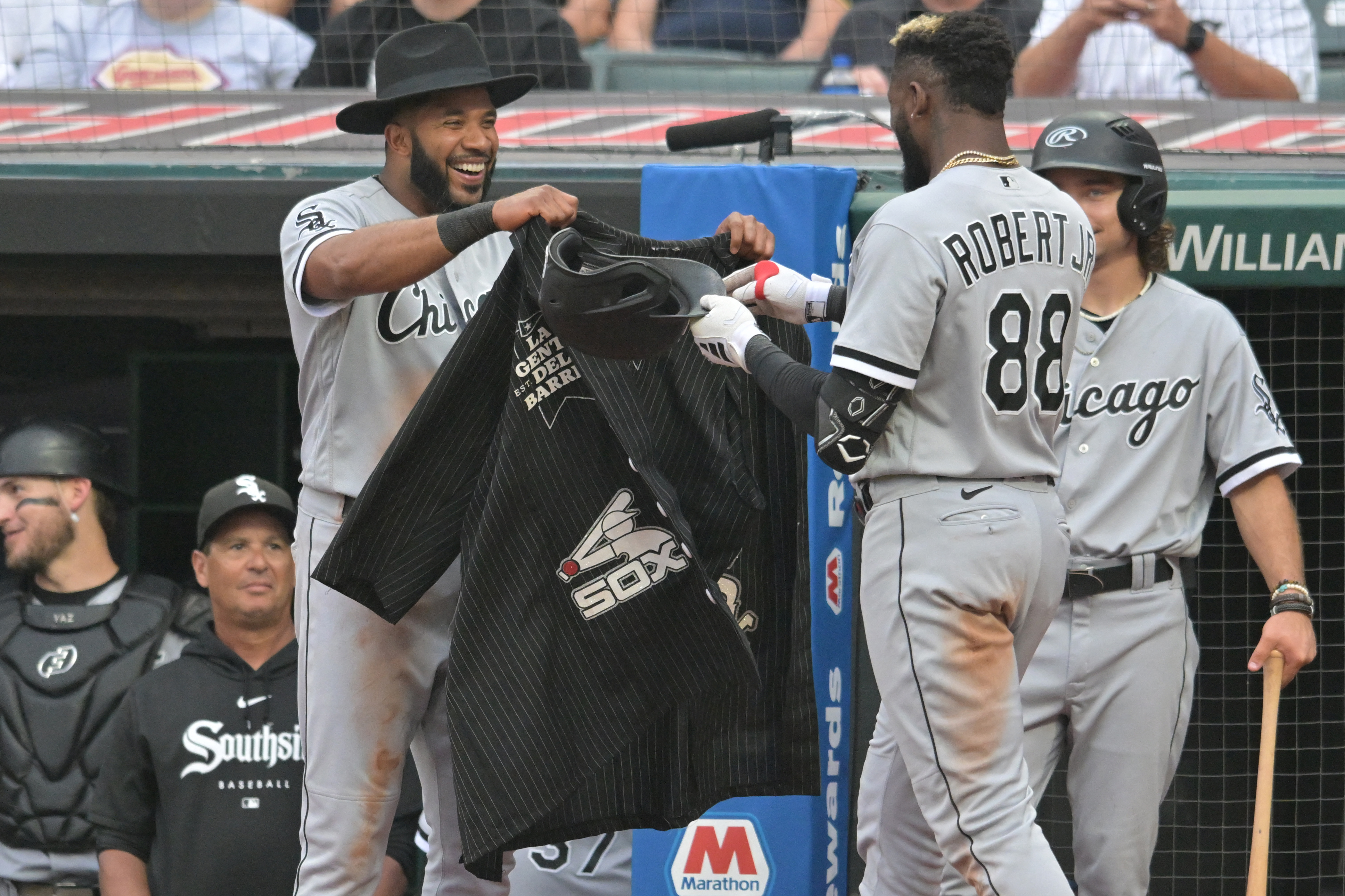Cleveland Guardians 11, Chicago White Sox 2: That's it, trade everyone -  South Side Sox