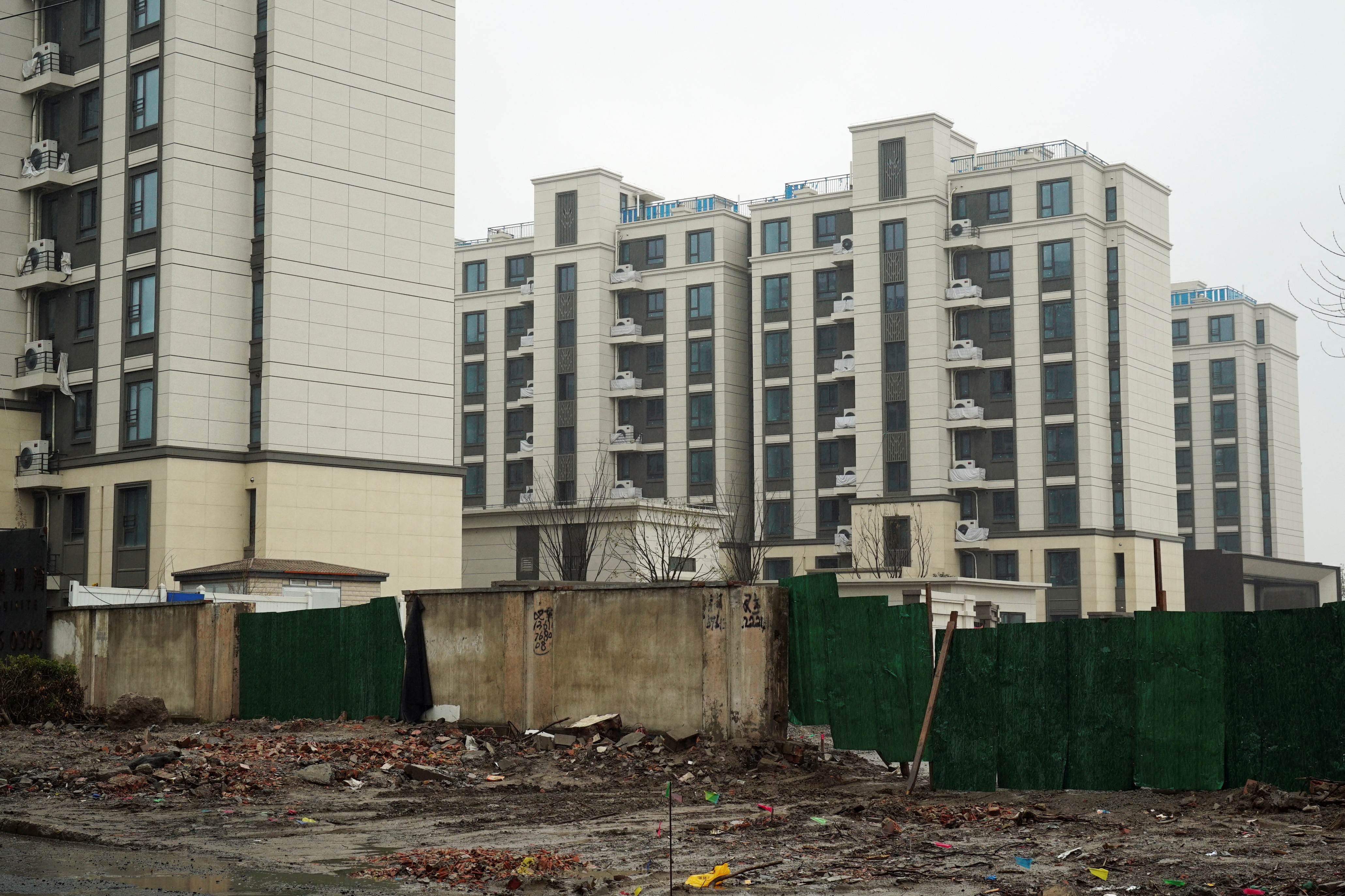 Under-construction residential development by Country Garden in Shanghai