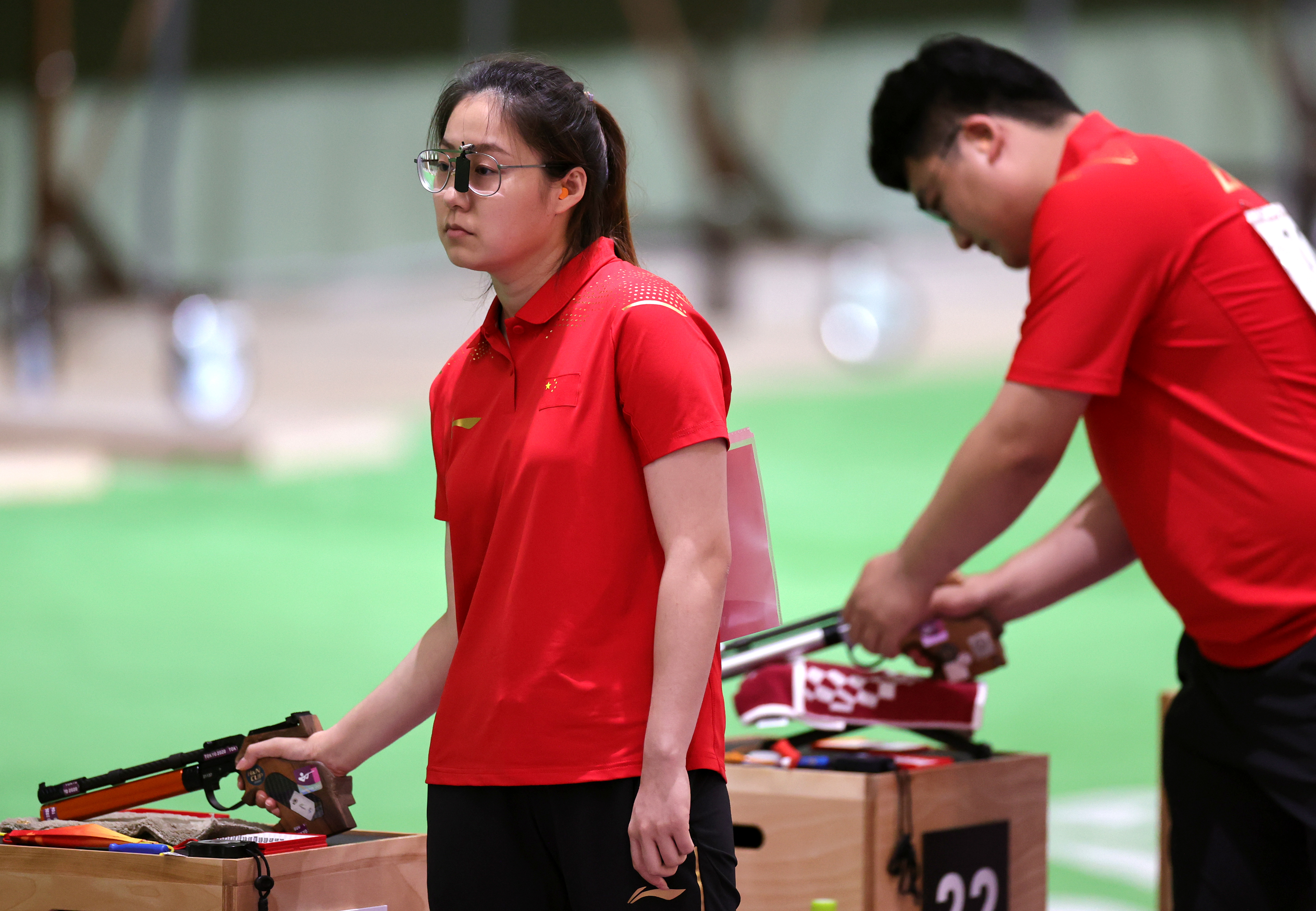 Цянь Ян. Ян Цянь стрельба. Олимпиада в Токио Китай. Olympic China.