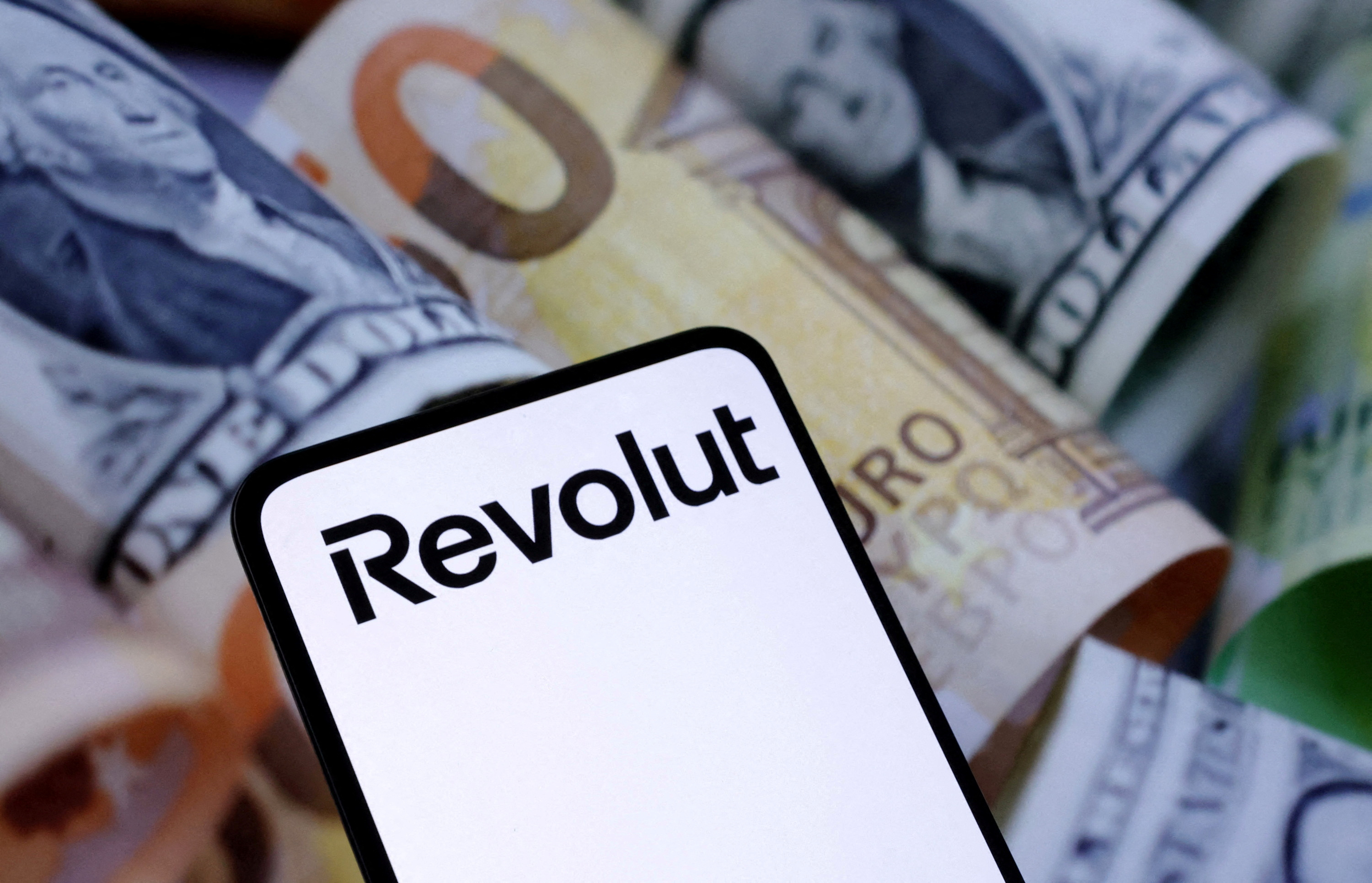 Italy probes Revolut over alleged unfair practices in investment services |  Reuters