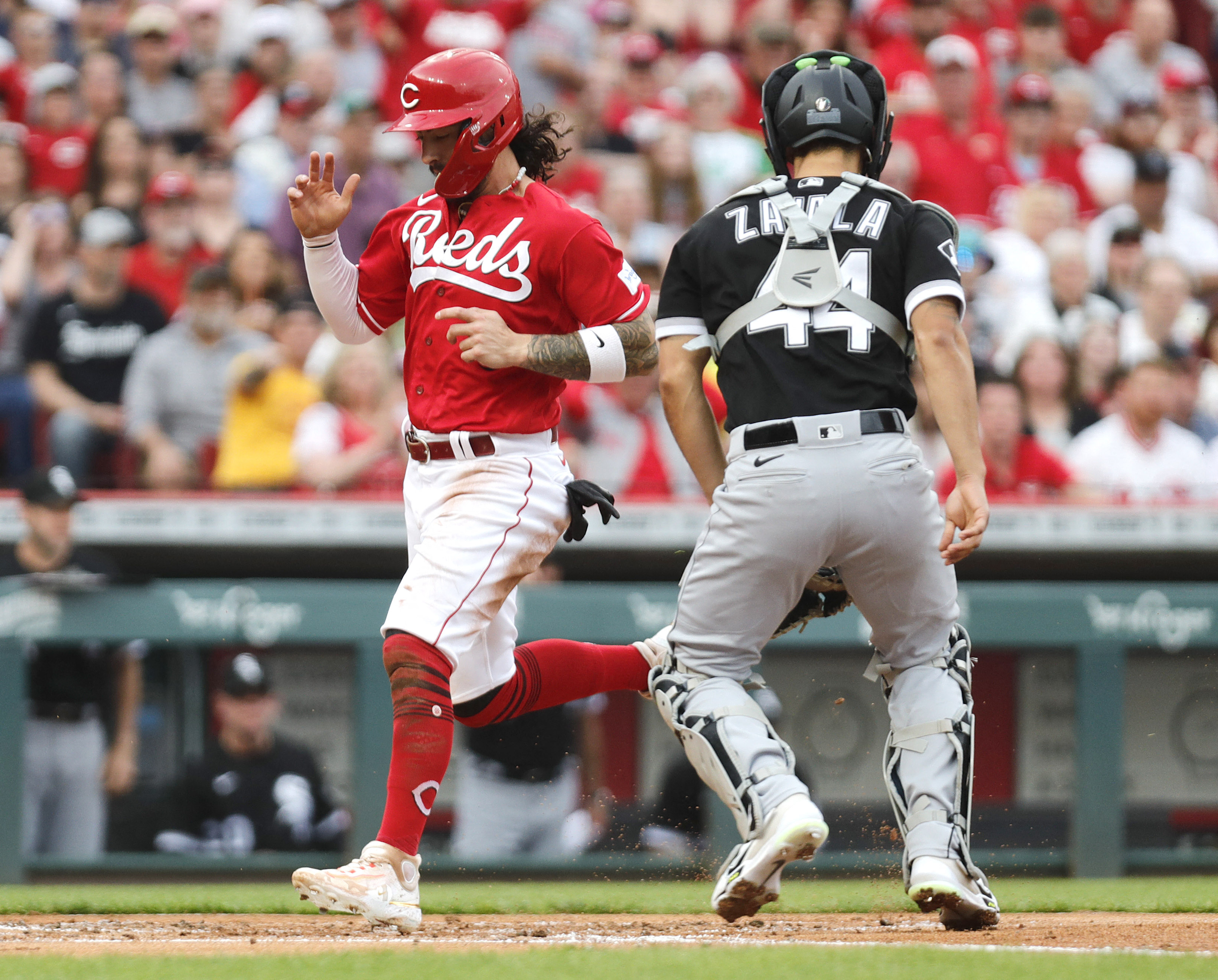 White Sox rally to beat Cardinals, but sell-off still likely