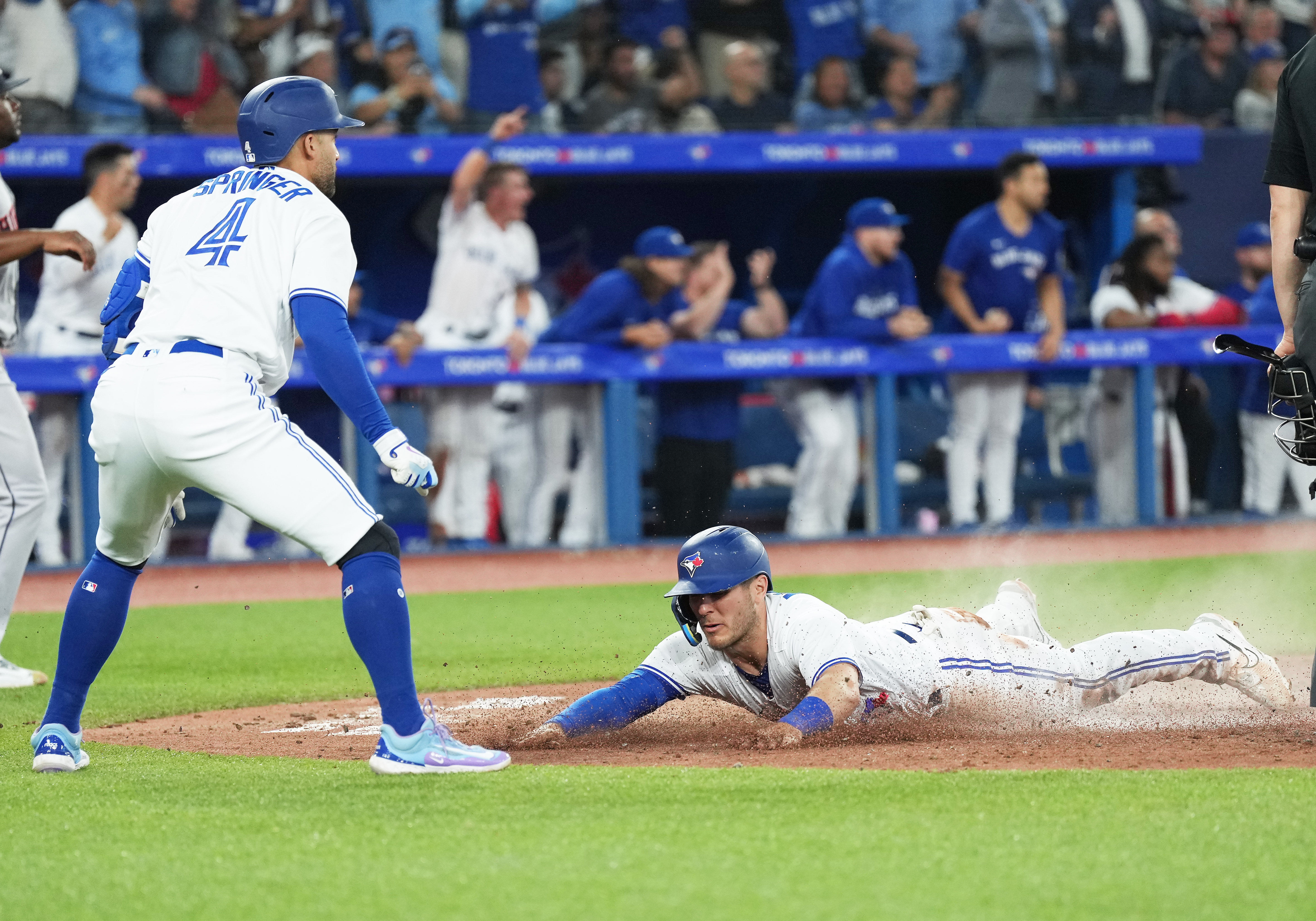 Tucker has 4 RBIs to lead Astros over Blue Jays 7-4