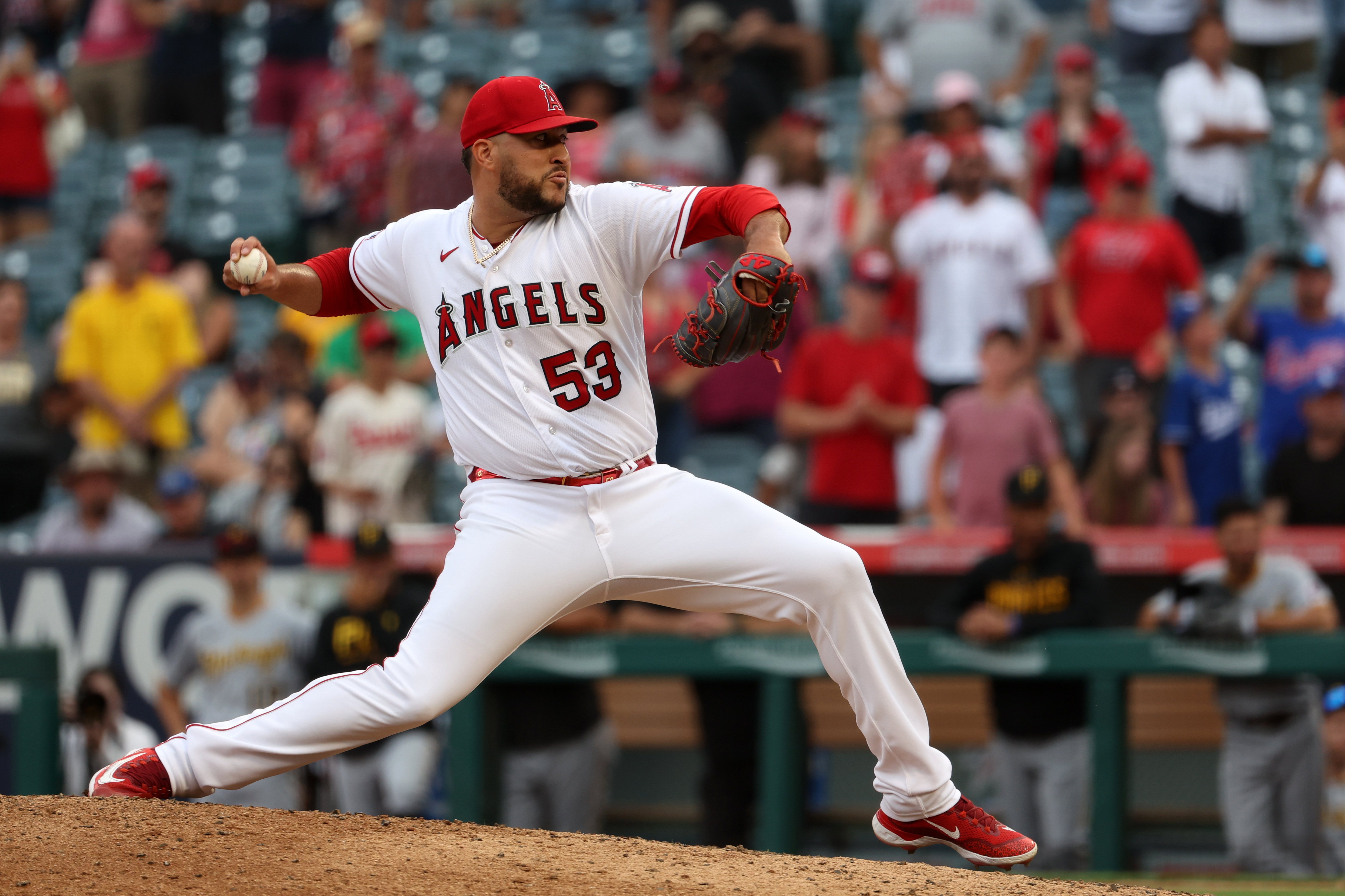 Angels hit four homers in win over Pirates