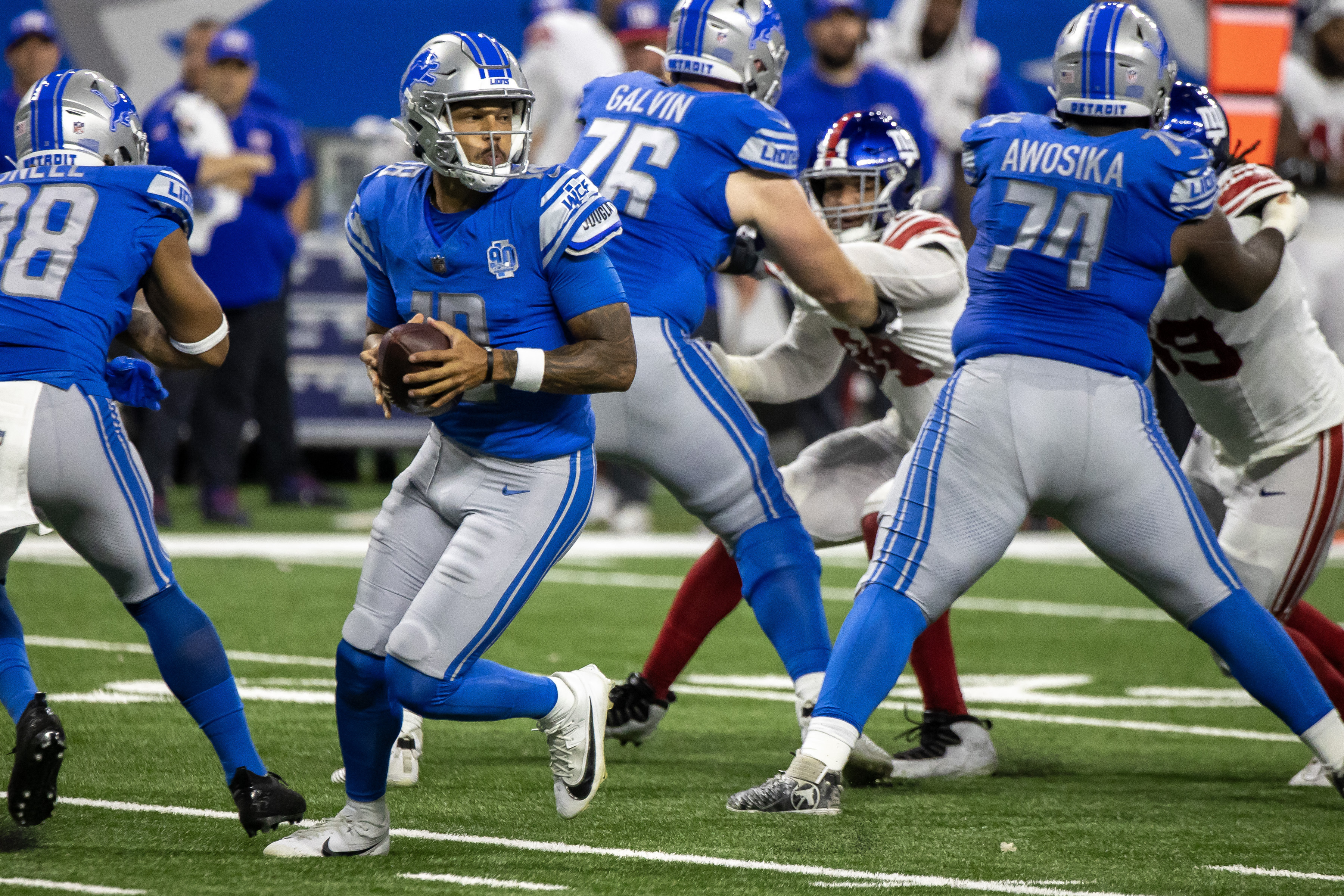 Giants drop preseason opener to Lions on undrafted rookie Adrian Martinez's  late QB sneak