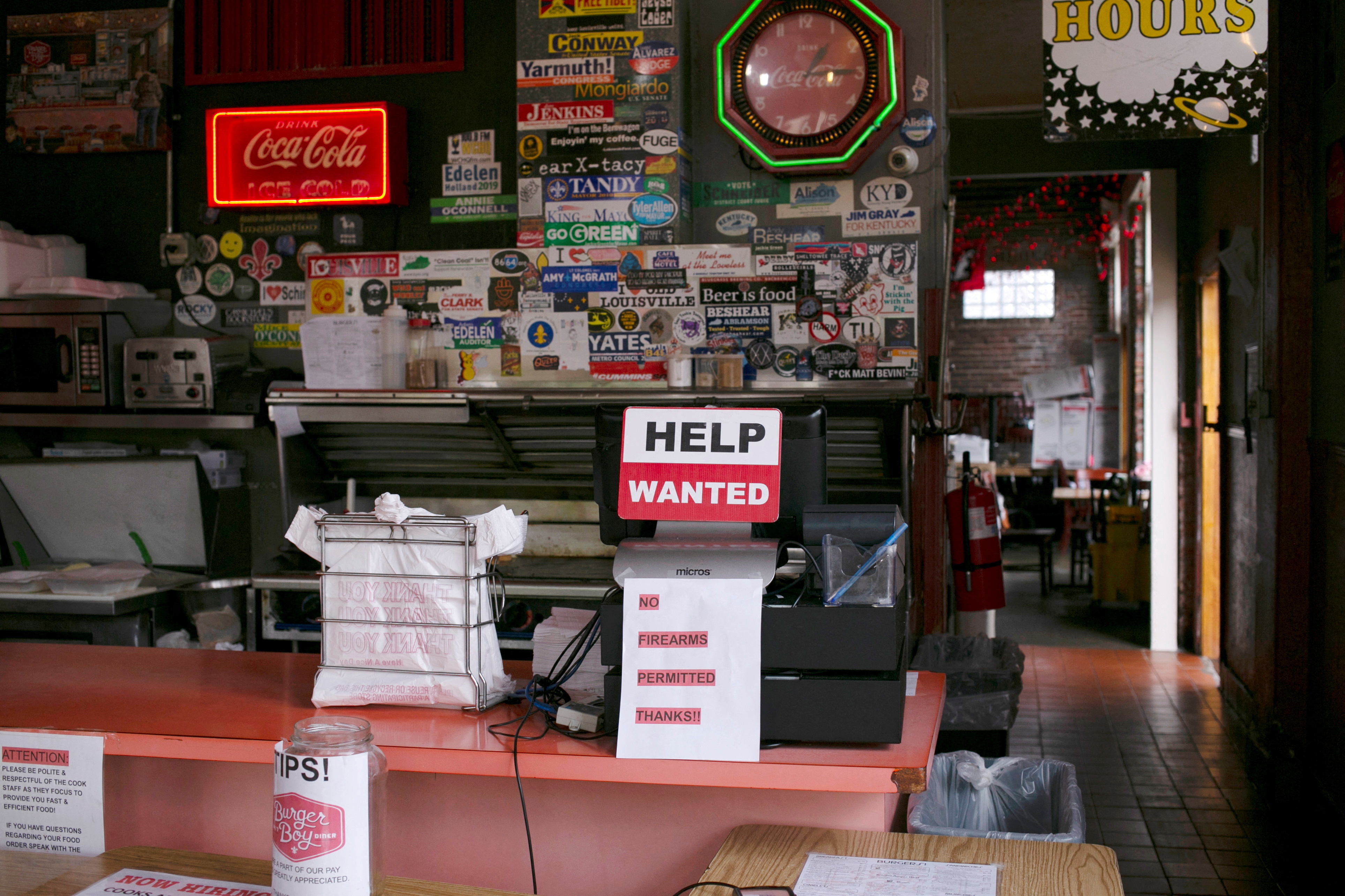 Busy Kentucky restaurants face staffing shortages