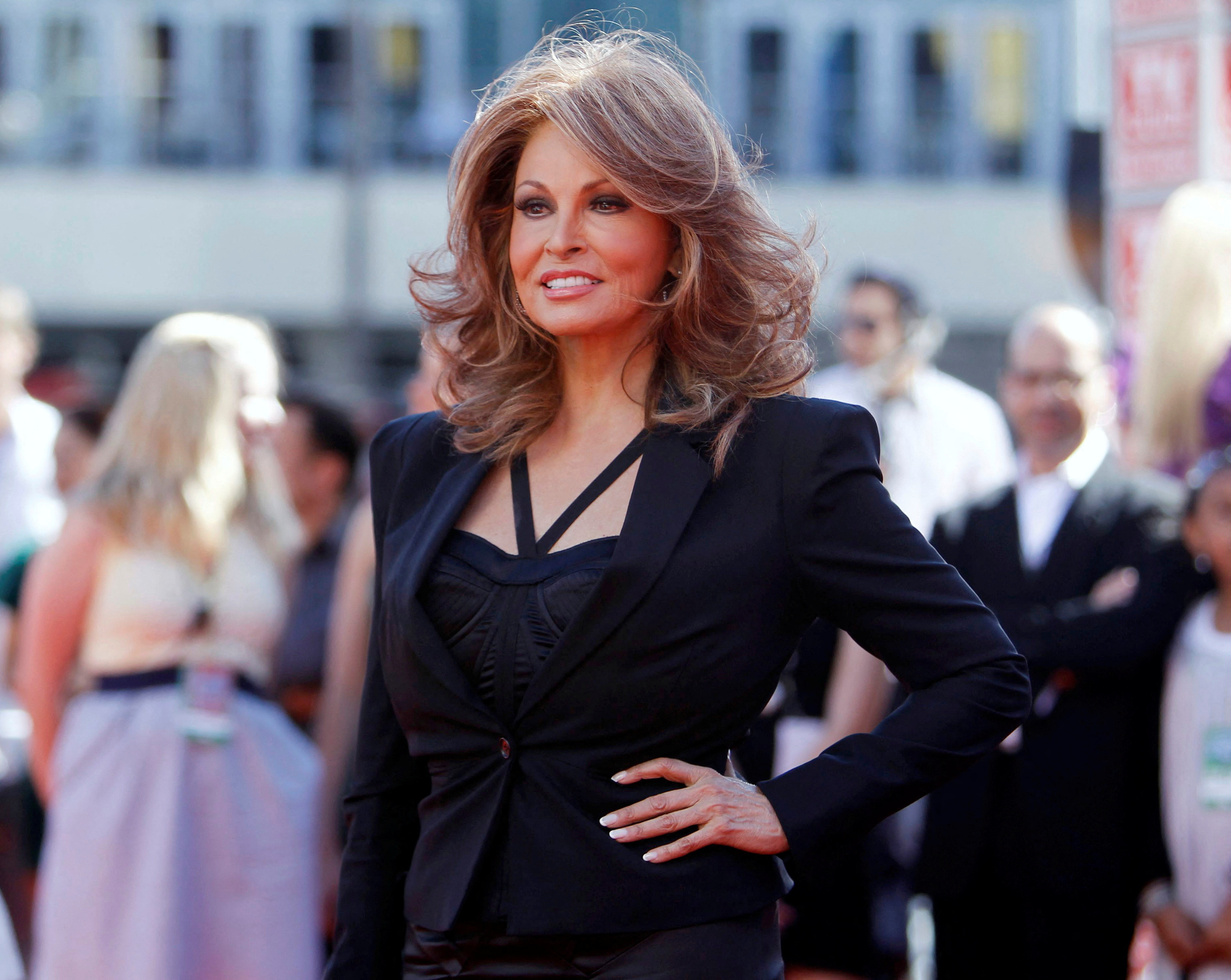 Actress Raquel Welch arrives for the 9th season finale of 'American Idol' in Los Angeles