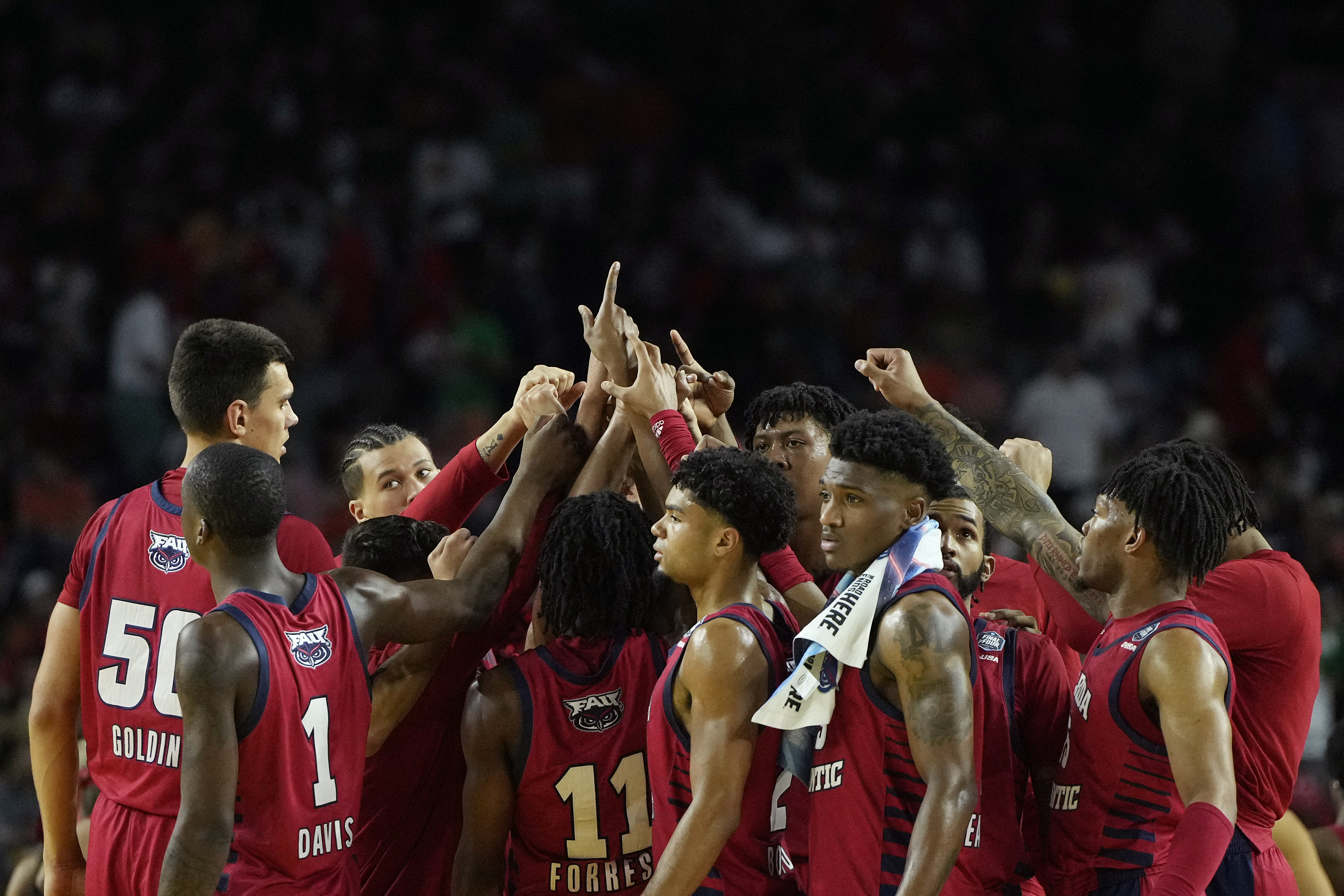 No. 4 Arizona No. 14 Florida Atlantic clash in Las Vegas Reuters