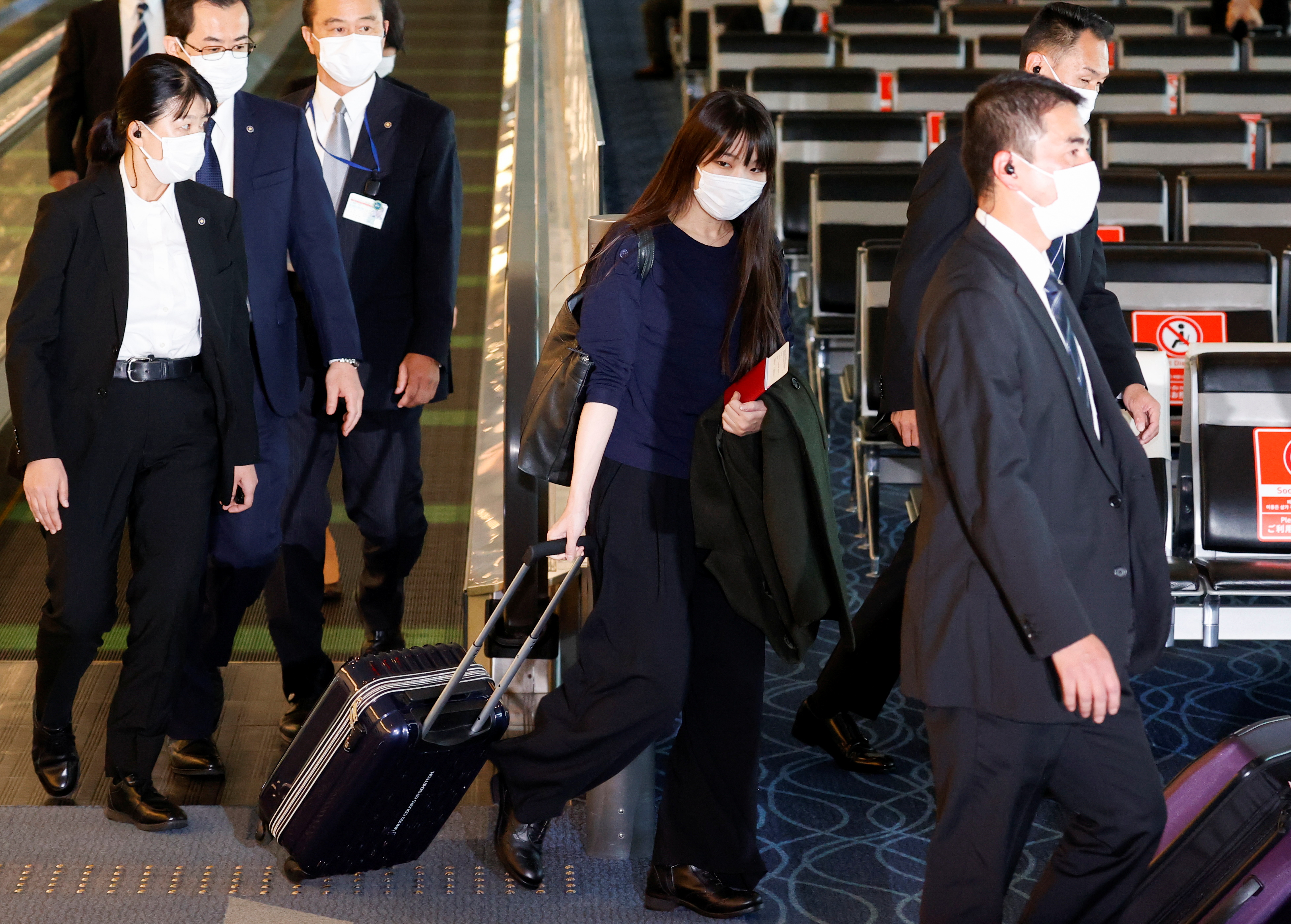 Mako Komuro, former Japan's Princess Mako, leaves Japan with her husband Kei to start their new life in the U.S..