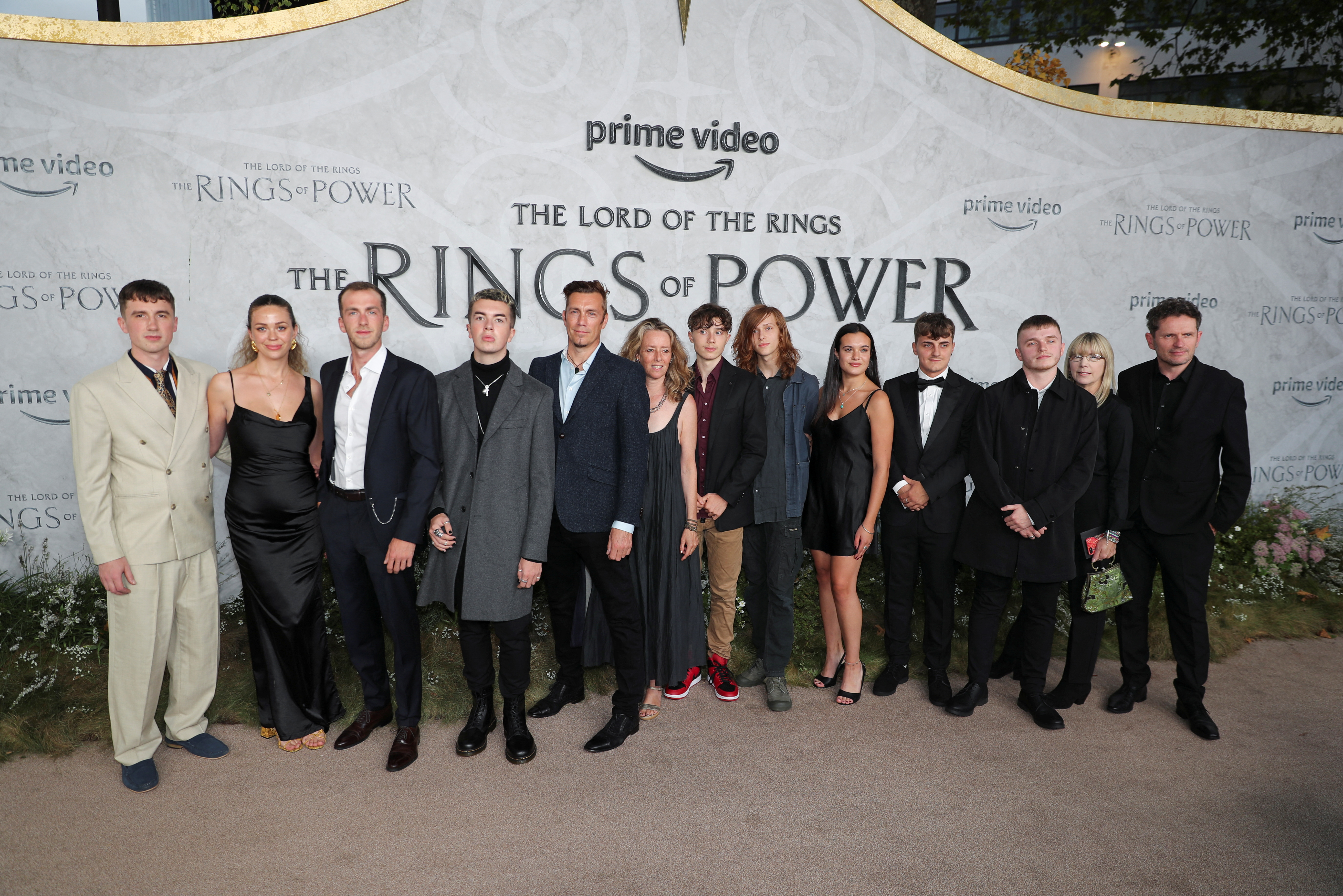 LOTR: The Rings of Power' Sets Day 1 Viewer Record for  – The  Hollywood Reporter