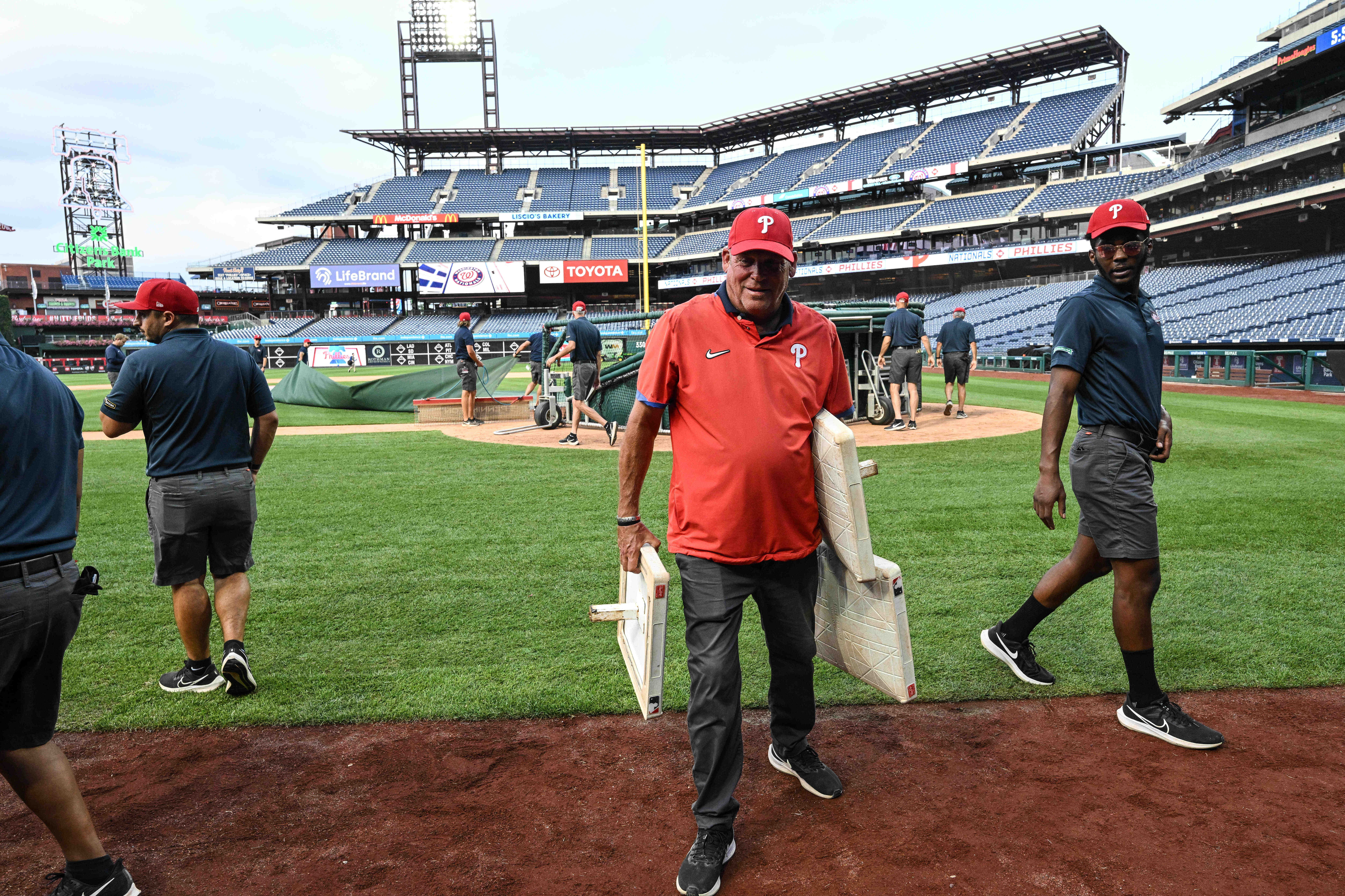 Phillies-Nationals postponed Monday, double-header slated for Tuesday