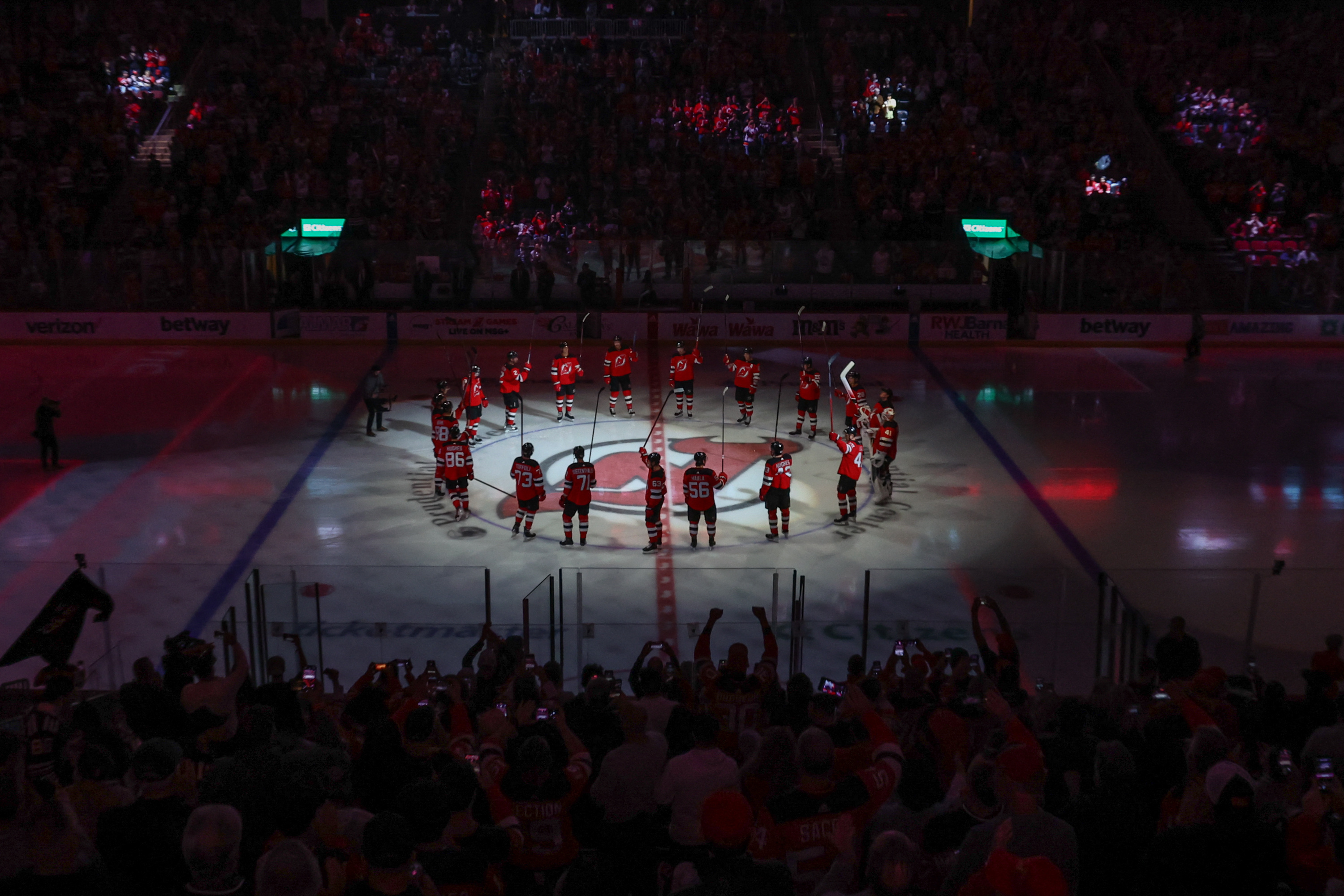 Red Wings Devils Hockey, National