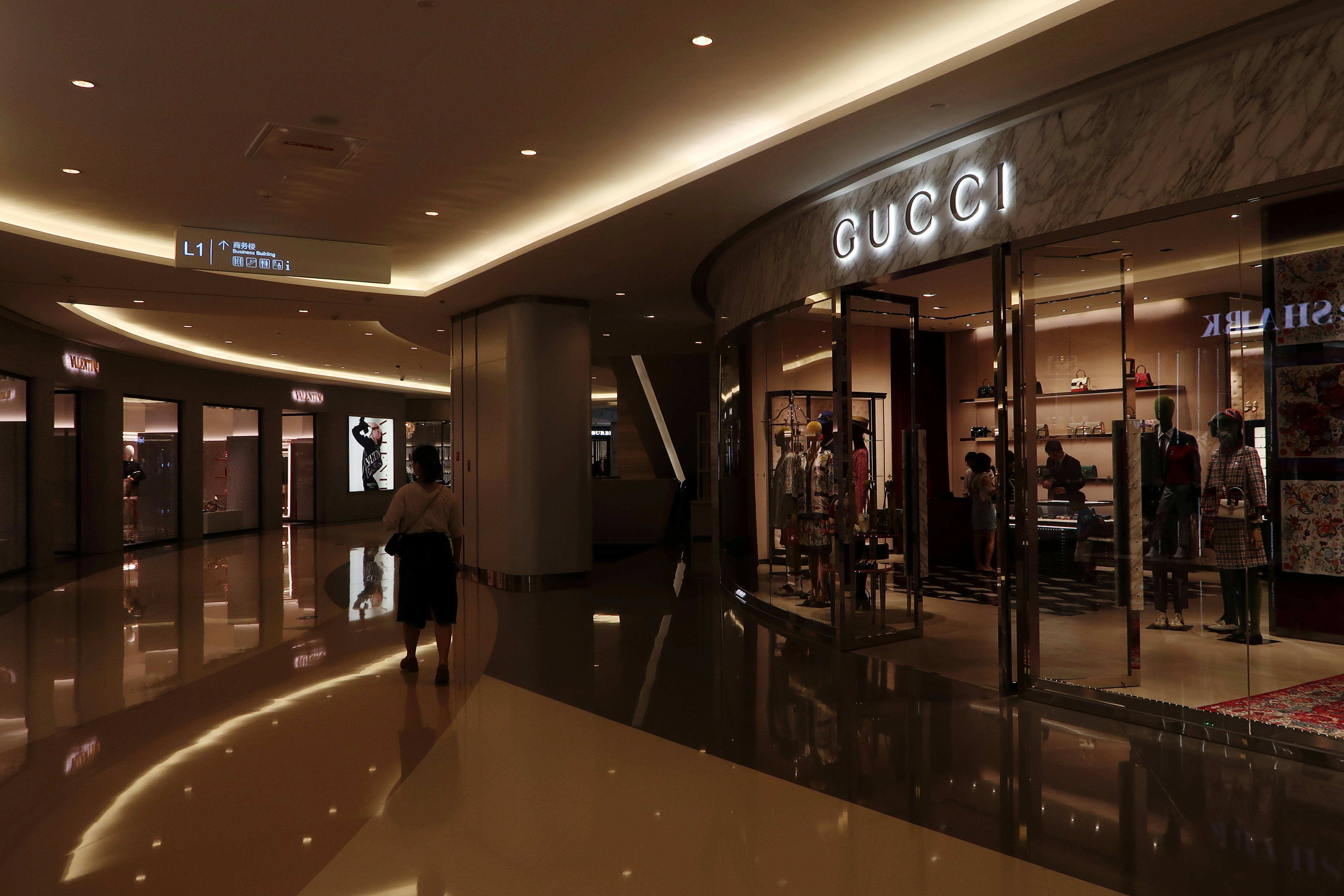 LVMH, Gucci to Expand in India With New Outlets in Reliance's Luxury Mall