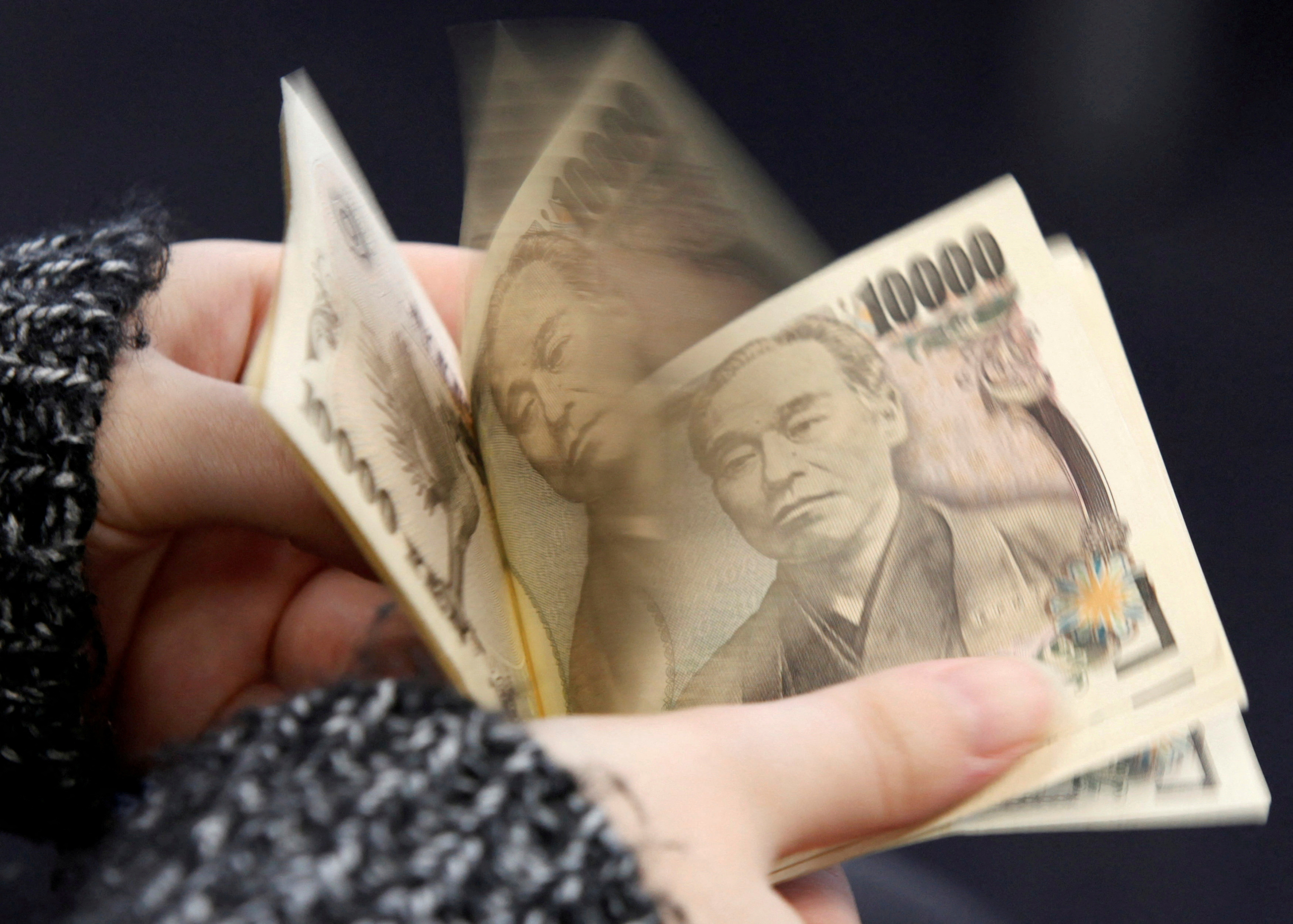 Explainer What Would Japanese Intervention To Boost The Weak Yen Look Like Reuters 2983